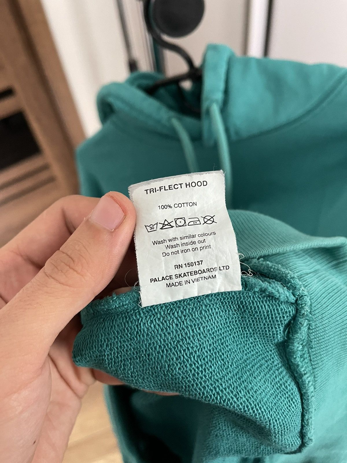 Palace Palace Tri Flect Hoodie Pullover Size US L / EU 52-54 / 3 - 12 Thumbnail