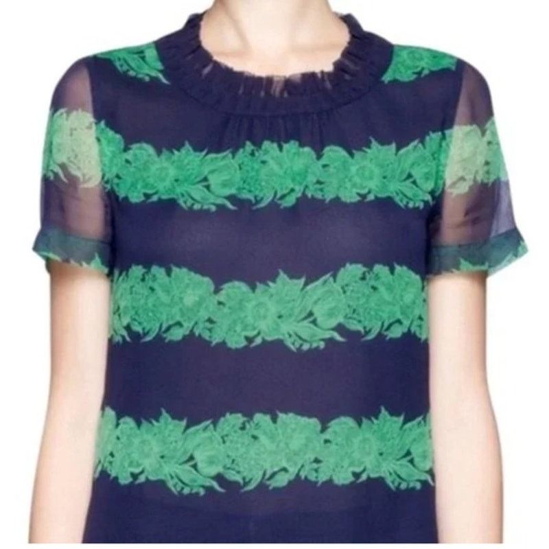 J.Crew J.Crew | Navy & Green 100% Silk Ruffle Neck Shirt | Size 2 Size XS / US 0-2 / IT 36-38 - 1 Thumbnail