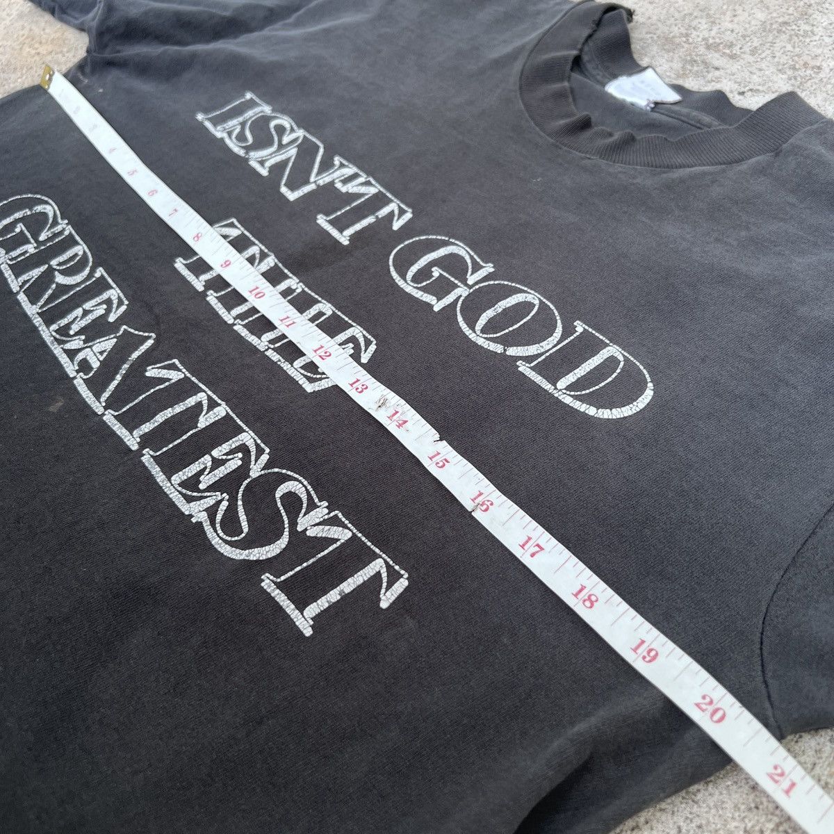 Vintage Vintage 90s ISN'T GOD THE GREATEST JESUS Tee Thrashed Faded Size US L / EU 52-54 / 3 - 24 Thumbnail