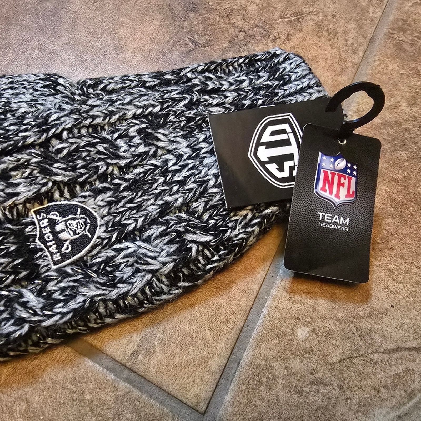 NFL Black | NFL | Las Vegas Raiders Mitten Size ONE SIZE - 4 Thumbnail
