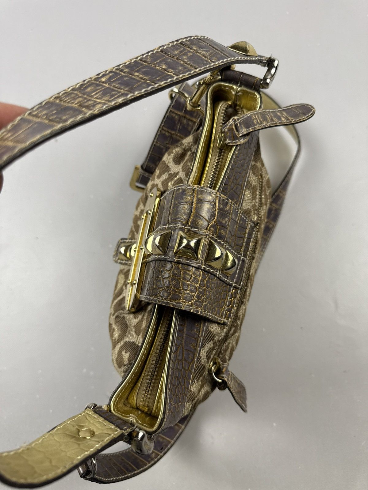 Guess Guess vintage handbag crossbody gold iconic model Size ONE SIZE - 9 Thumbnail