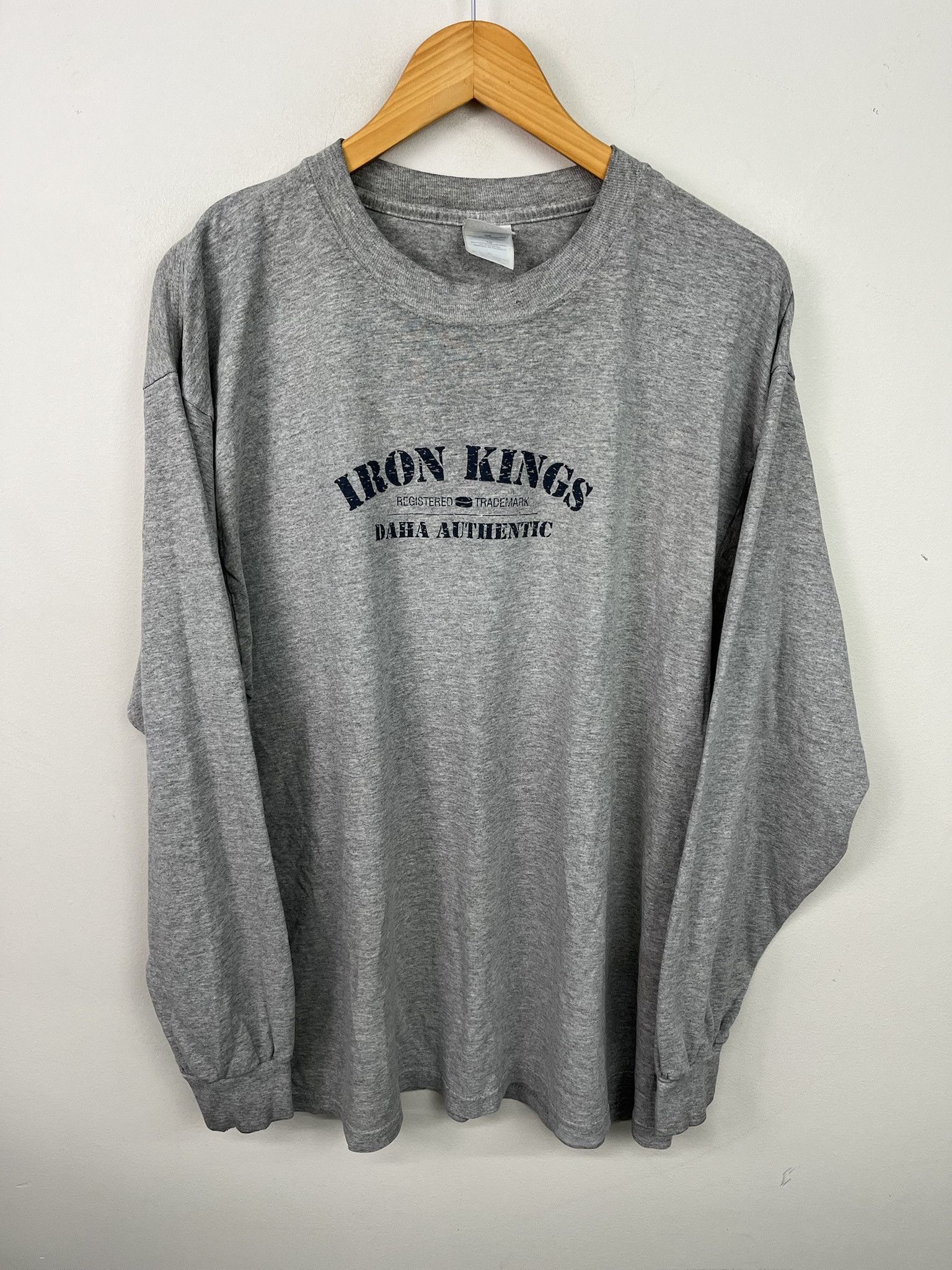 Vintage Vintage Y2K Iron Kings Hockey Longsleeve Tshirt Size XL Size US XL / EU 56 / 4 - 1 Thumbnail