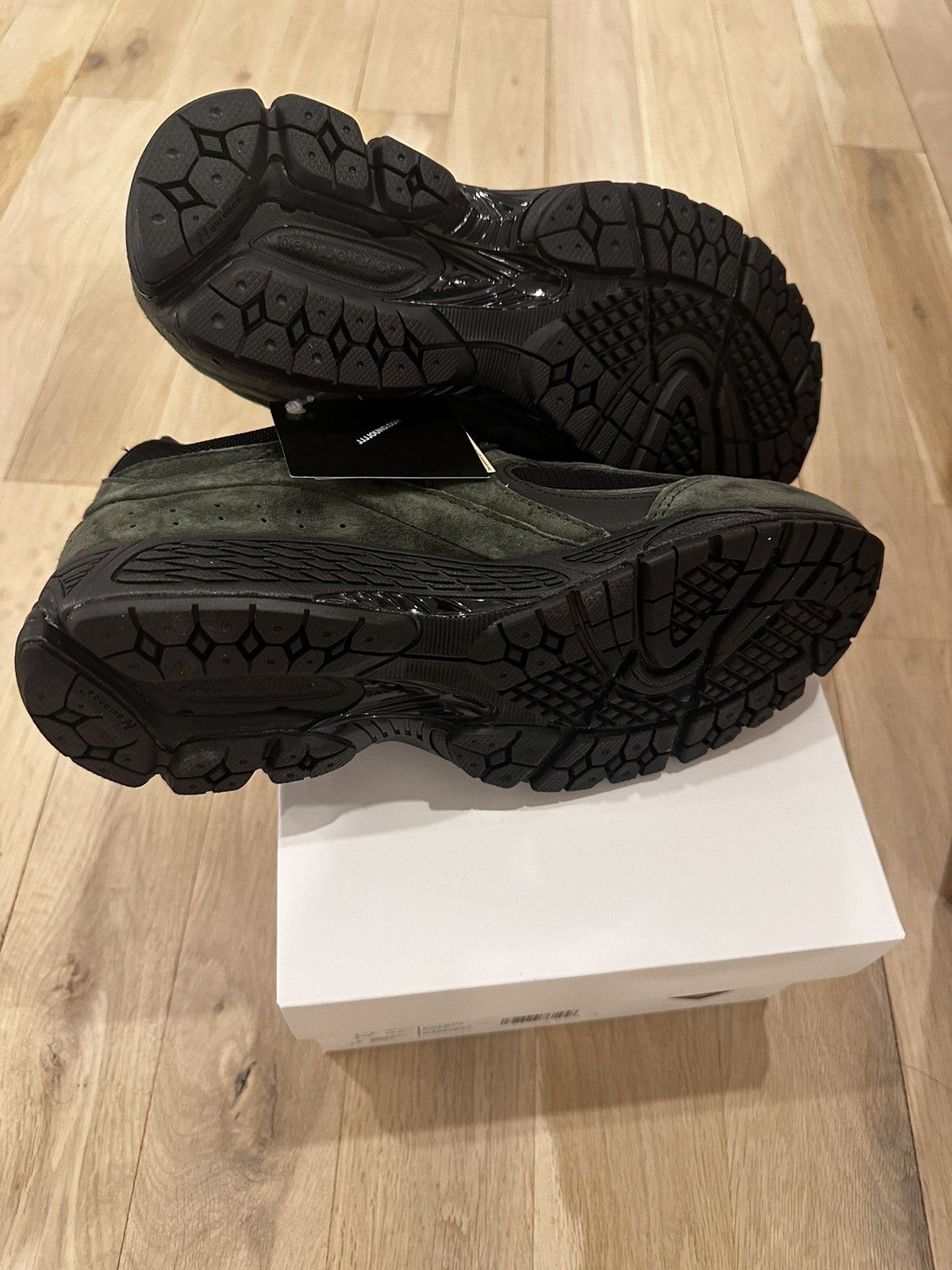 JJJJound × New Balance Jjjjound X New Balance 2002R Gore-tex Size US 7.5 / EU 40-41 - 4 Thumbnail