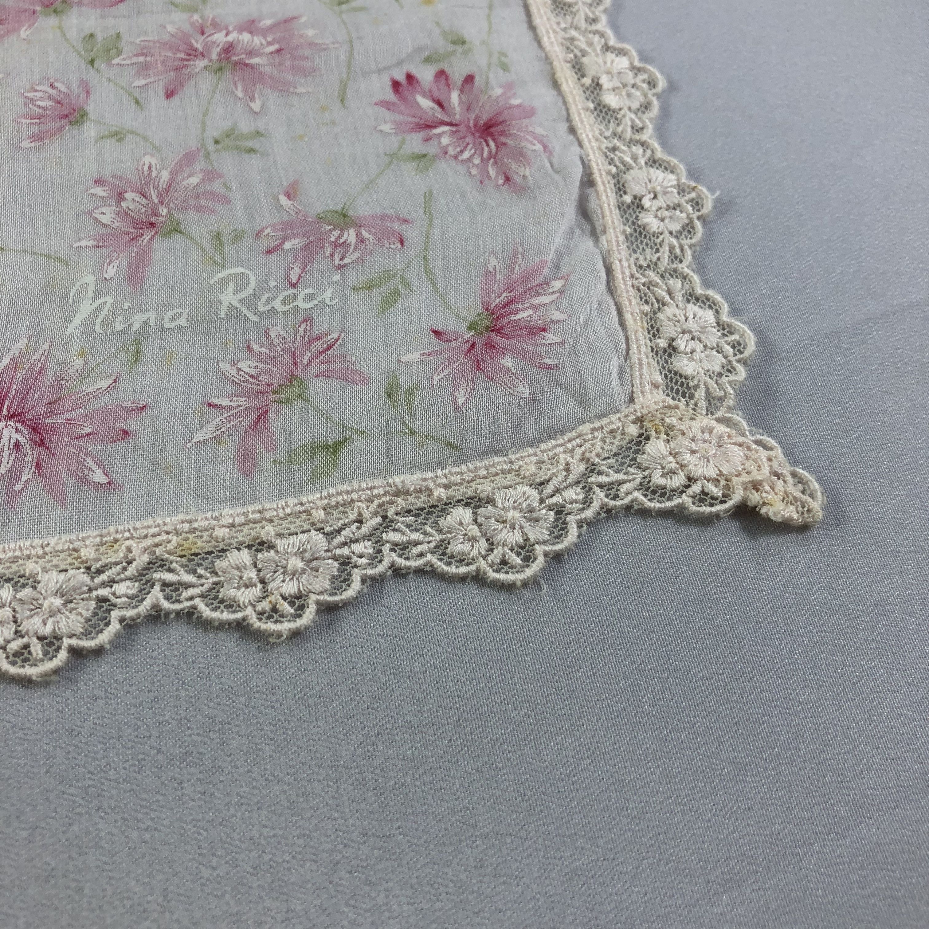 Nina Ricci Nina Ricci Floral Handkerchief Neckerchief Bandana H2004 Size ONE SIZE - 5 Thumbnail