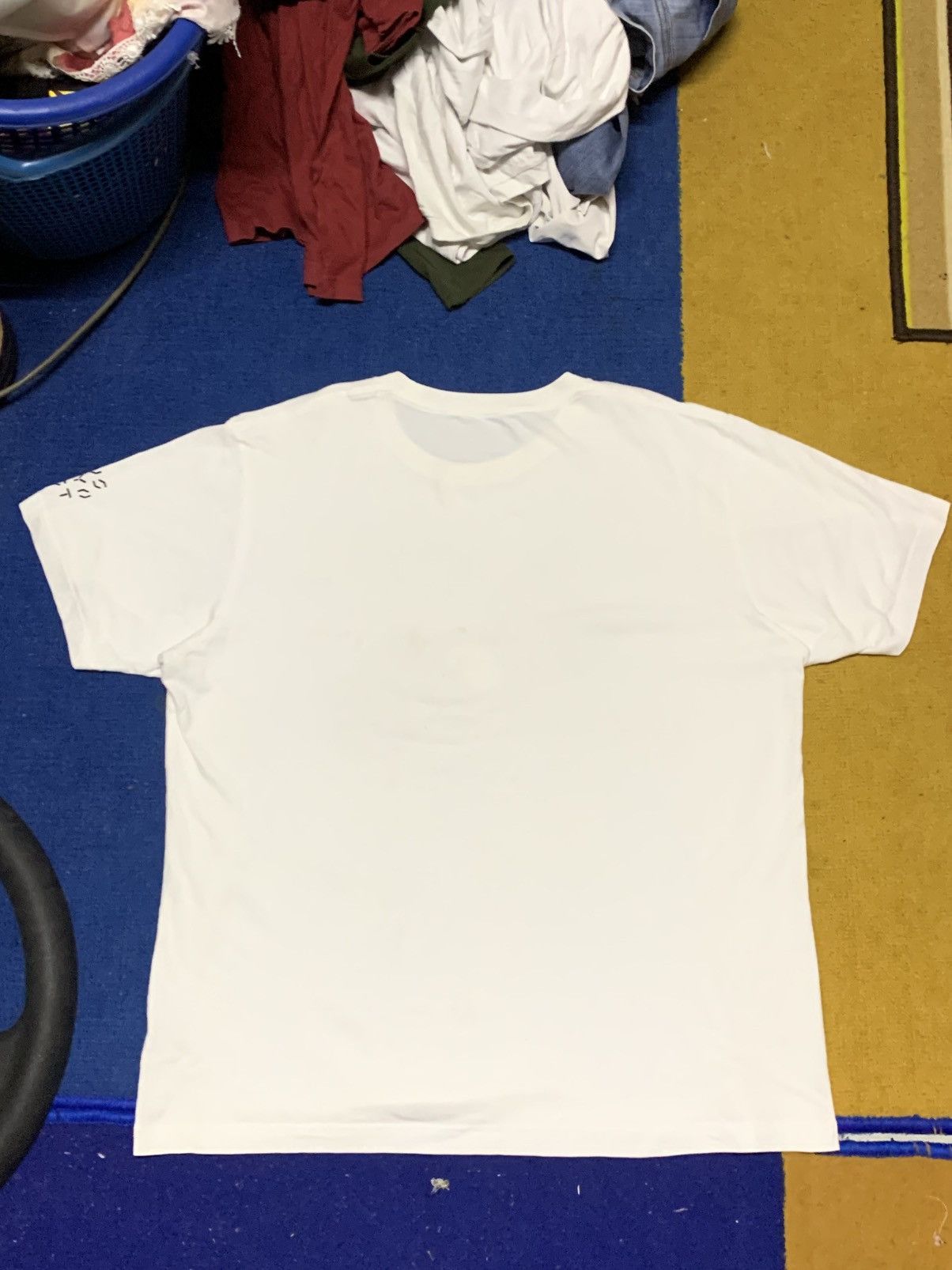 Japanese Brand UT x Kaws Tokyo First Japan Edition T-shirt Size US XXL / EU 58 / 5 - 4 Thumbnail