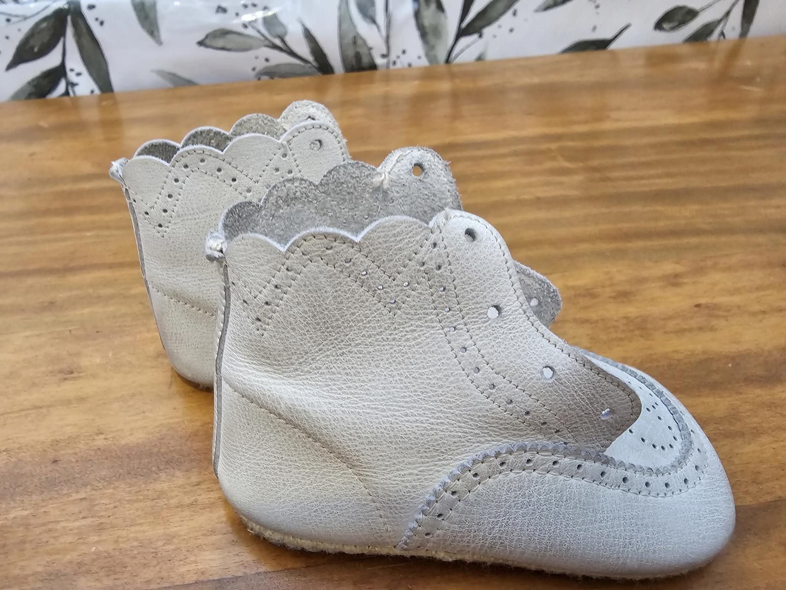 Other Charming Vintage Leather Booties for Infants Moccasins Size ONE SIZE - 4 Thumbnail