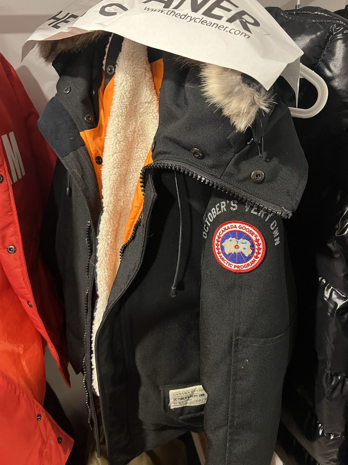 image of Canada Goose Ovo Chiliwack Bomber 150/300 in Black, Men's (Size Medium)