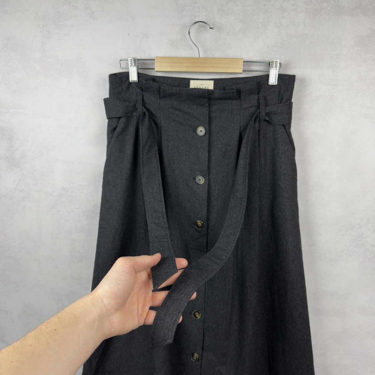 Sezane Sezane Mid-Length Wool Viscose Poly Belted Skirt Size 40 Size 28" / US 6 / IT 42 - 5 Thumbnail