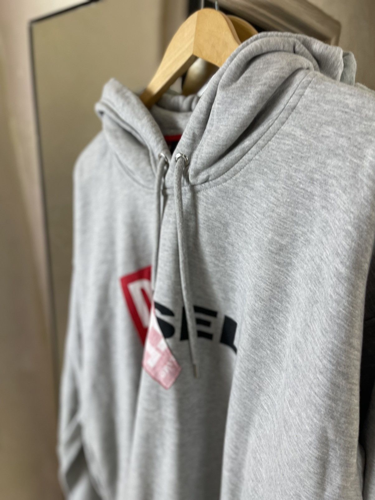 Diesel Diesel Deconstructed Peel-Off Graphic Logo Fleece Hoodie Size US XL / EU 56 / 4 - 5 Thumbnail