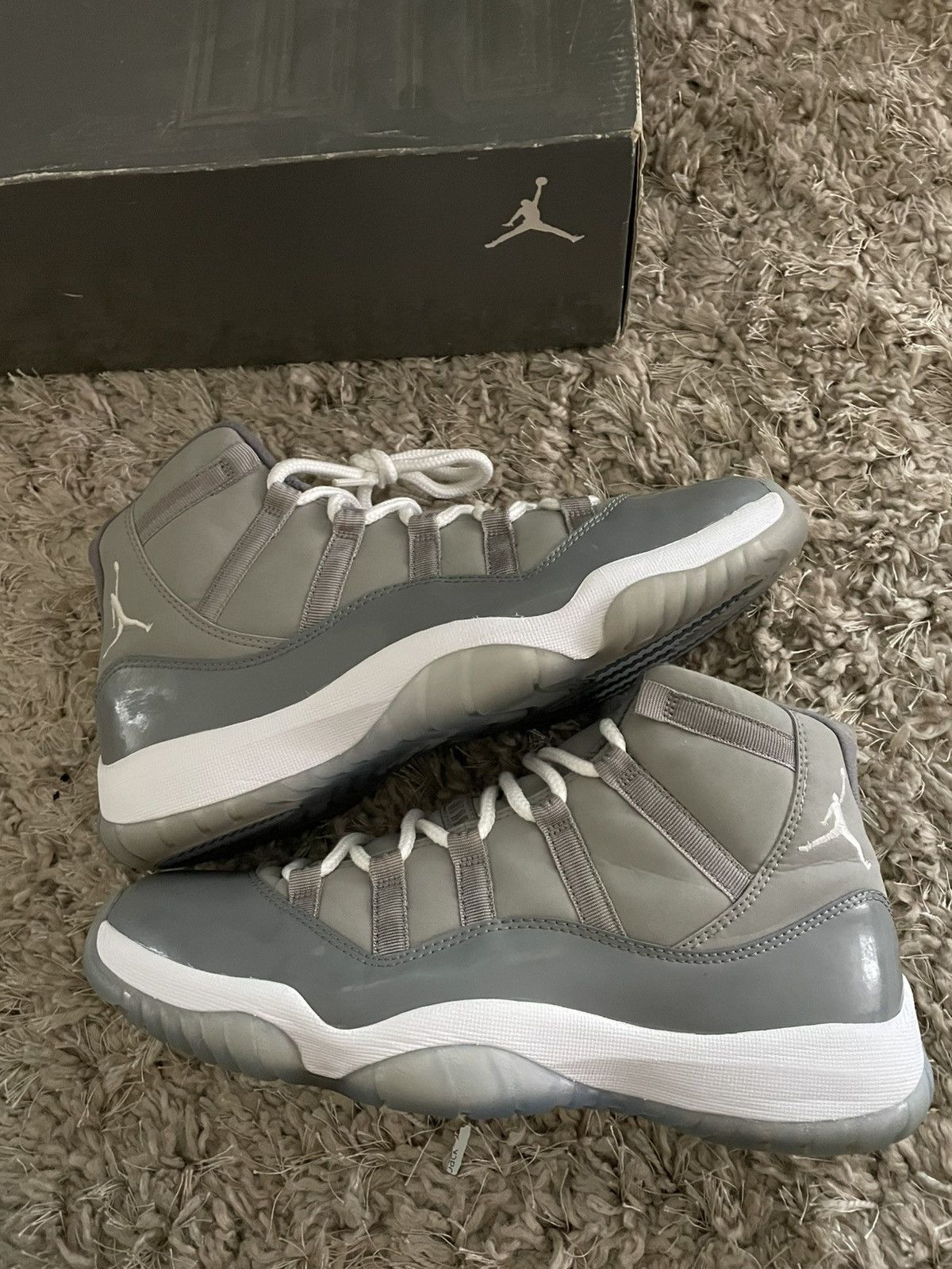 Jordan Brand Jordan 11 Cool Grey Size US 10 / EU 43 - 2 Thumbnail