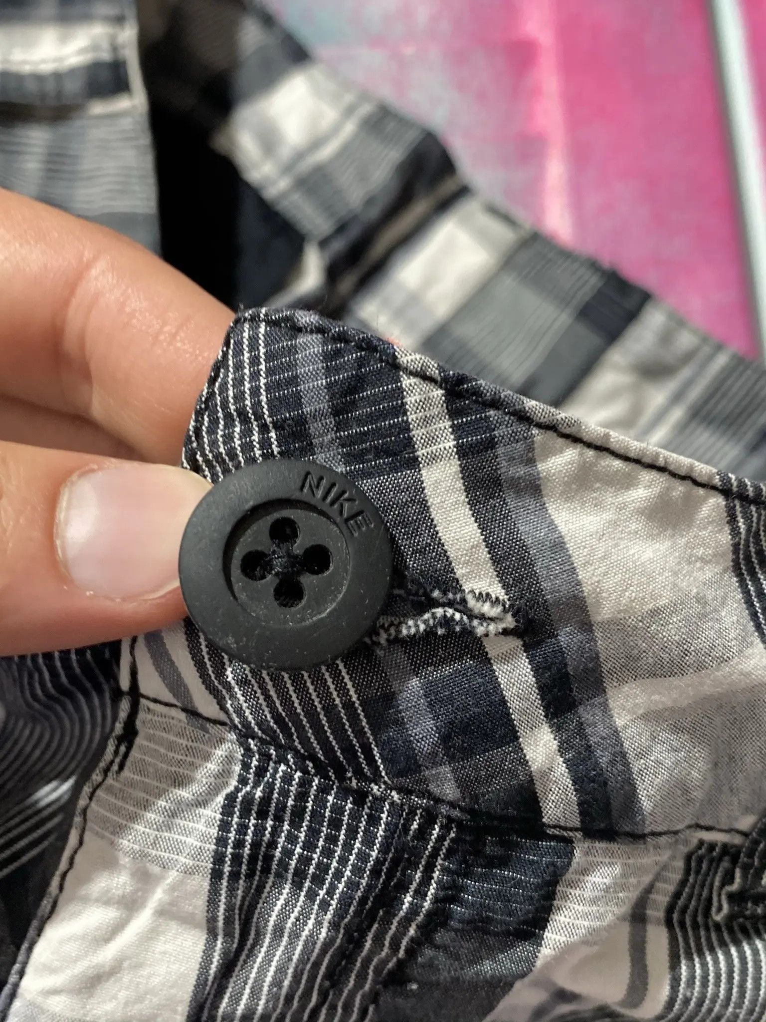 Nike Vintage Y2K Nike Cargo Check Shorts Size US 32 / EU 48 - 7 Thumbnail
