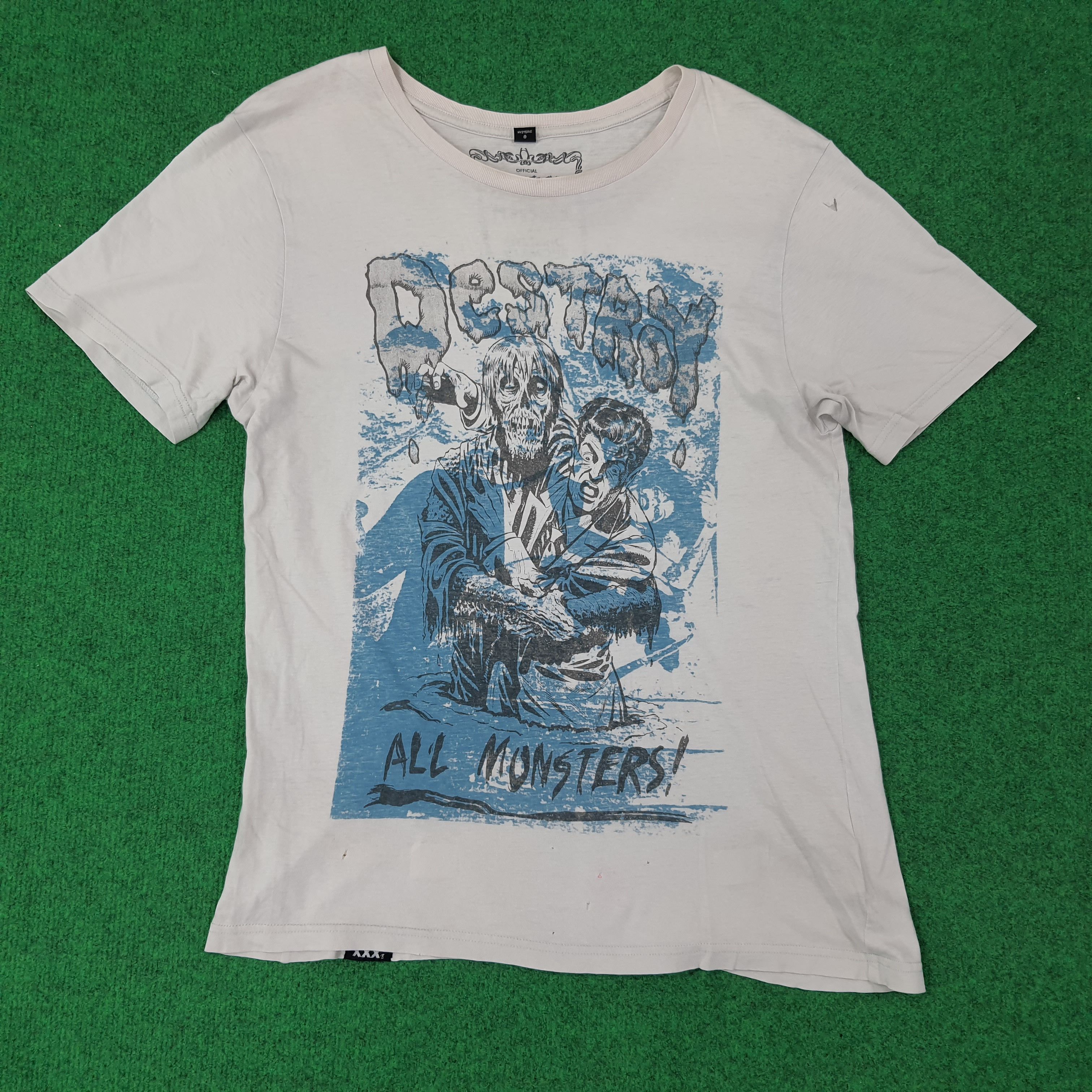 Hysteric Glamour Vintage Hysteric Glamour Destroy All Monters Tshirt C267N73 Size US S / EU 44-46 / 1 - 1 Thumbnail