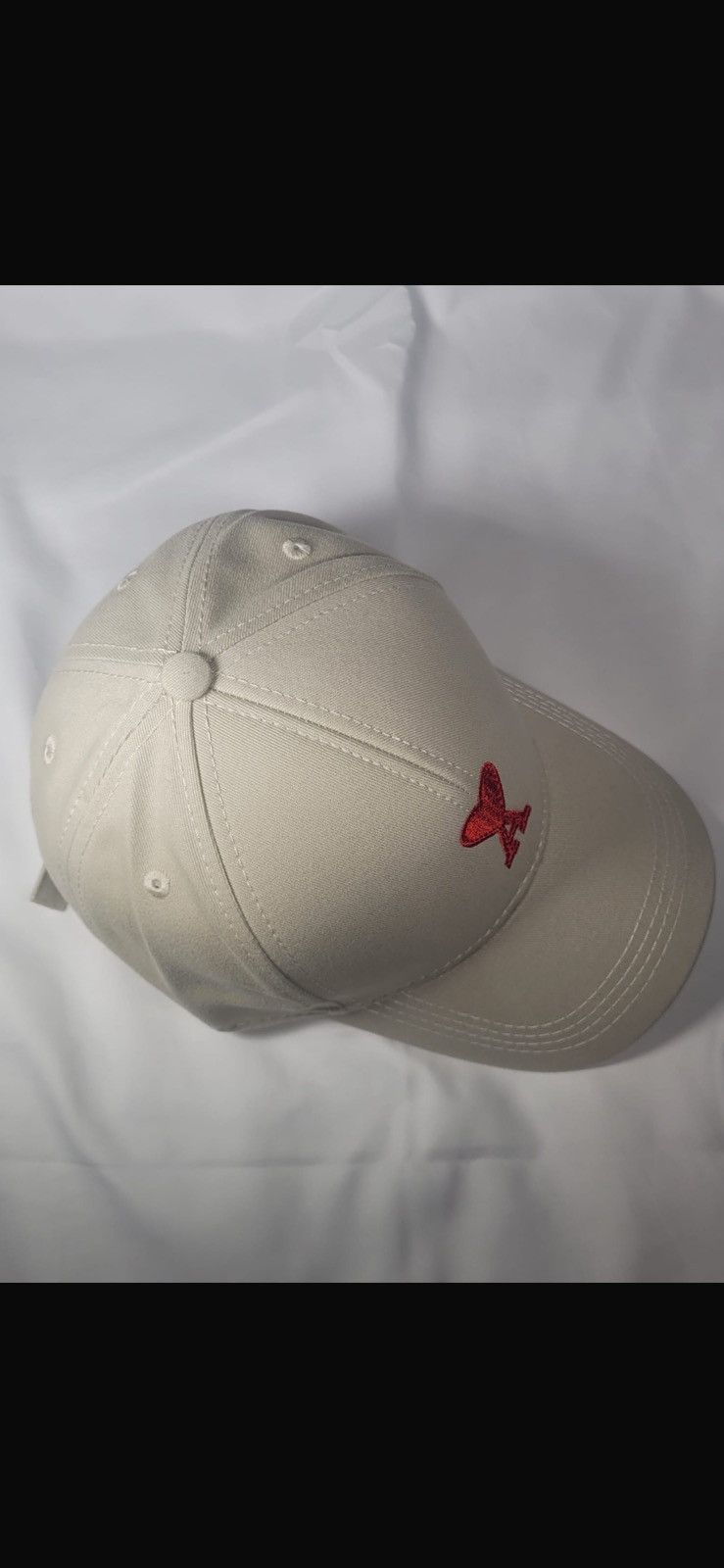 AMI ami cap in cream Size 40 - 2 Thumbnail