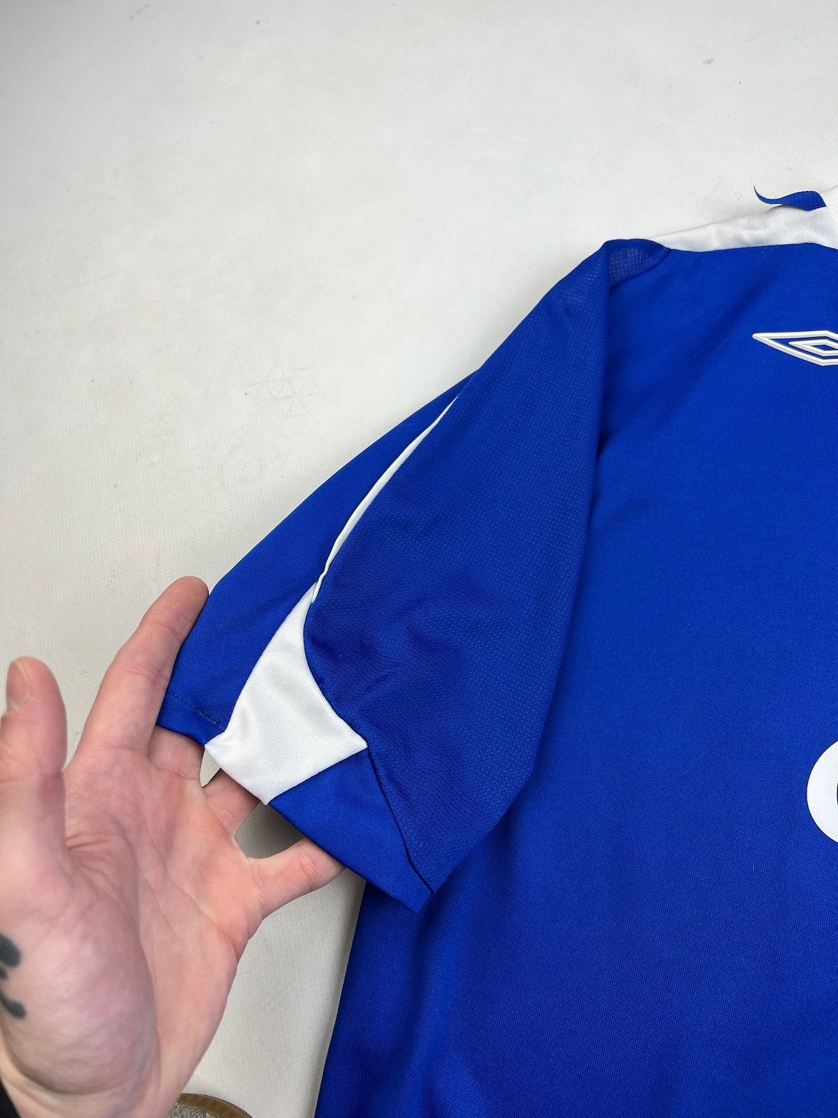 Umbro × Vintage Umbro Everton 2006/2007 Home Kit Soccer Jersey Size US L / EU 52-54 / 3 - 13 Thumbnail