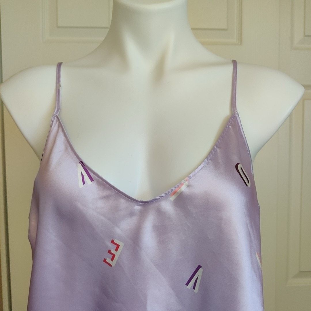 Victoria's Secret Victoria's Secret satin lavender love letter camisole sz L Size L / US 10 / IT 46 - 3 Thumbnail