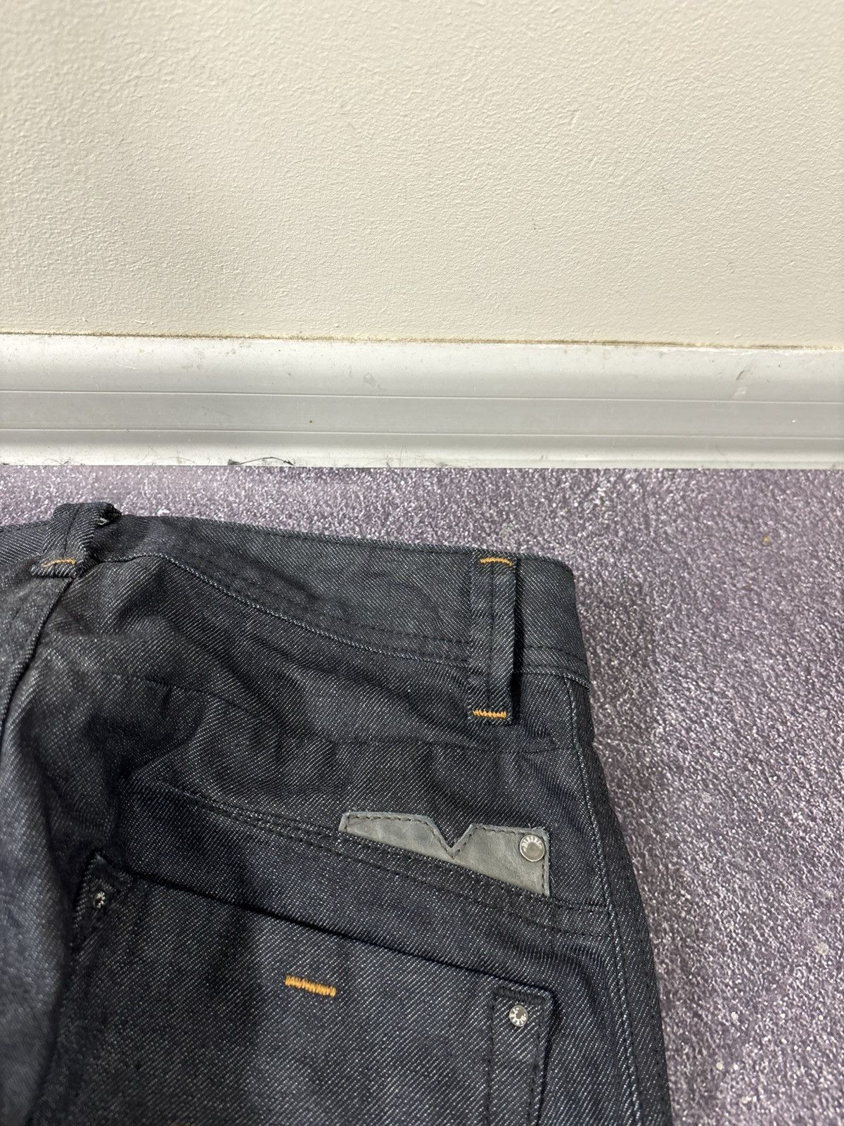 Diesel Diesel Darron Regular Slim Tapered NWT Men’s Denim Jeans Size US 27 - 19 Thumbnail