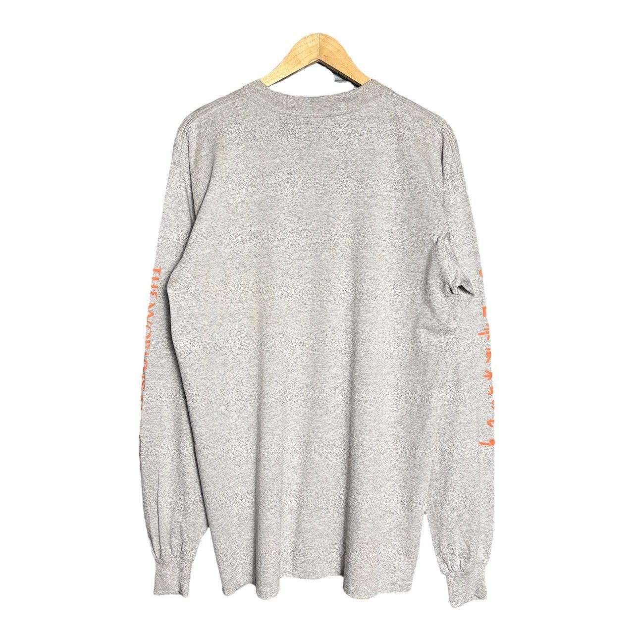 Vintage Vintage 90s Twism The World Is Mine Long Sleeve T-Shirt Size US L / EU 52-54 / 3 - 7 Thumbnail