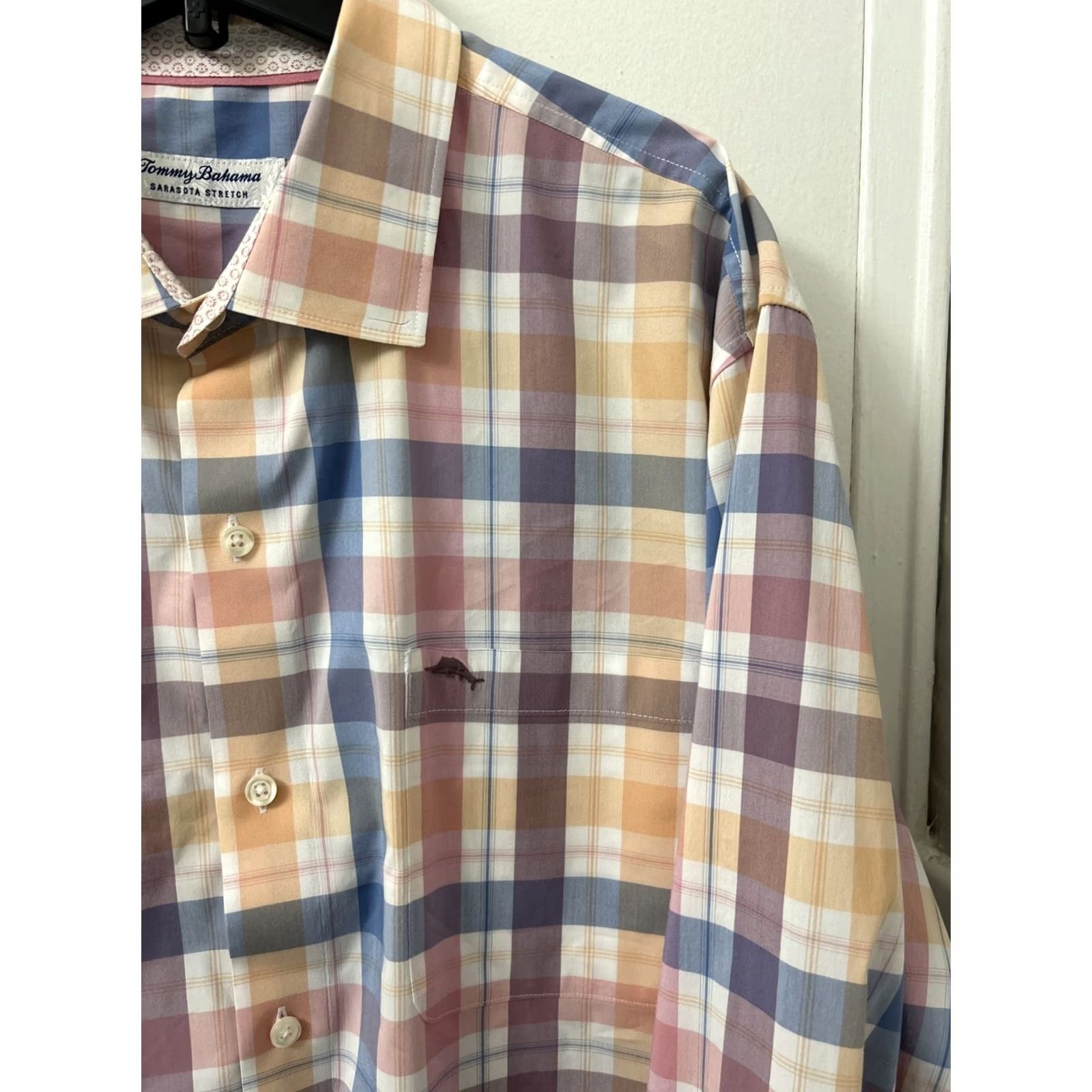 Tommy Bahama Tommy Bahama Sarasota Stretch Shirt Mens XL Pink Plaid Button-Up L/S Colorful, Preppy, Classic, Hawaiian, Dressy, Casual, Workwear Size US XL / EU 56 / 4 - 4 Thumbnail