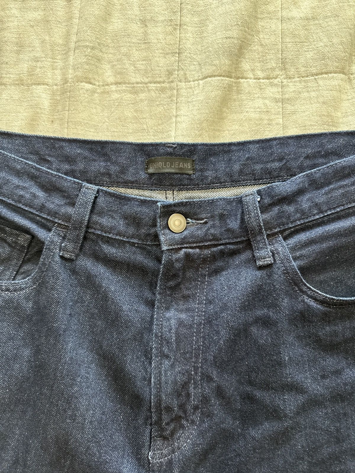 Uniqlo Uniqlo straight leg jeans size 33 Size US 33 - 3 Thumbnail