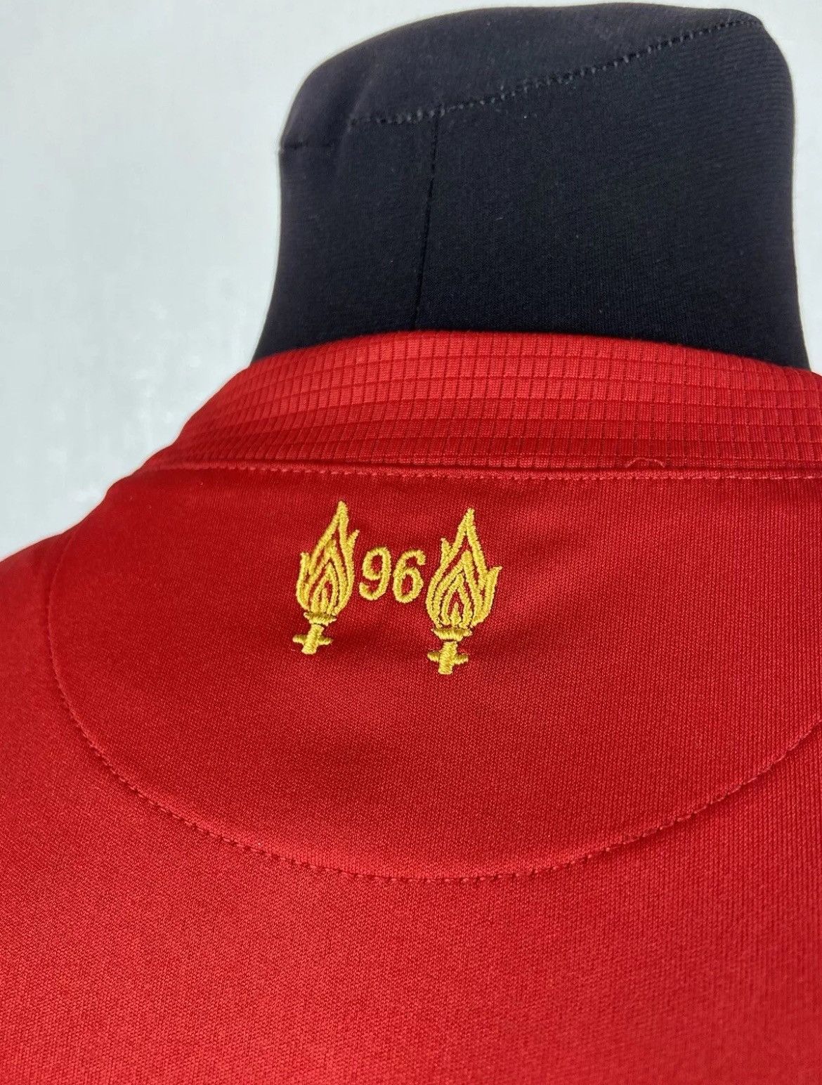 New Balance Liverpool FC 2015/2016 Jersey Shirt New Balance Red Size L Size US L / EU 52-54 / 3 - 8 Thumbnail