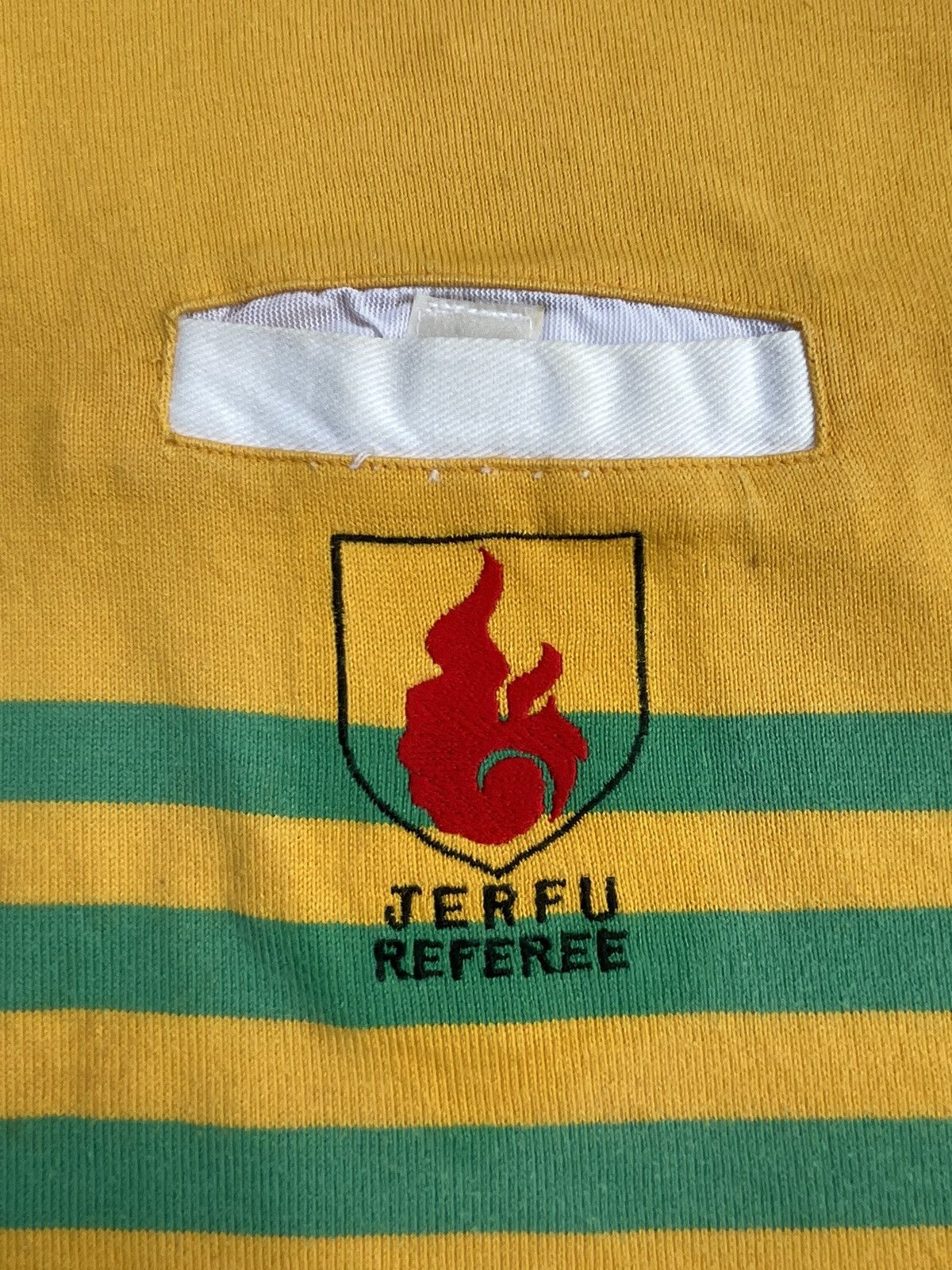 Canterbury of New Zealand × Vintage Vintage Canterbury Jerfy Refree Polo Tshirt Size US S / EU 44-46 / 1 - 17 Thumbnail