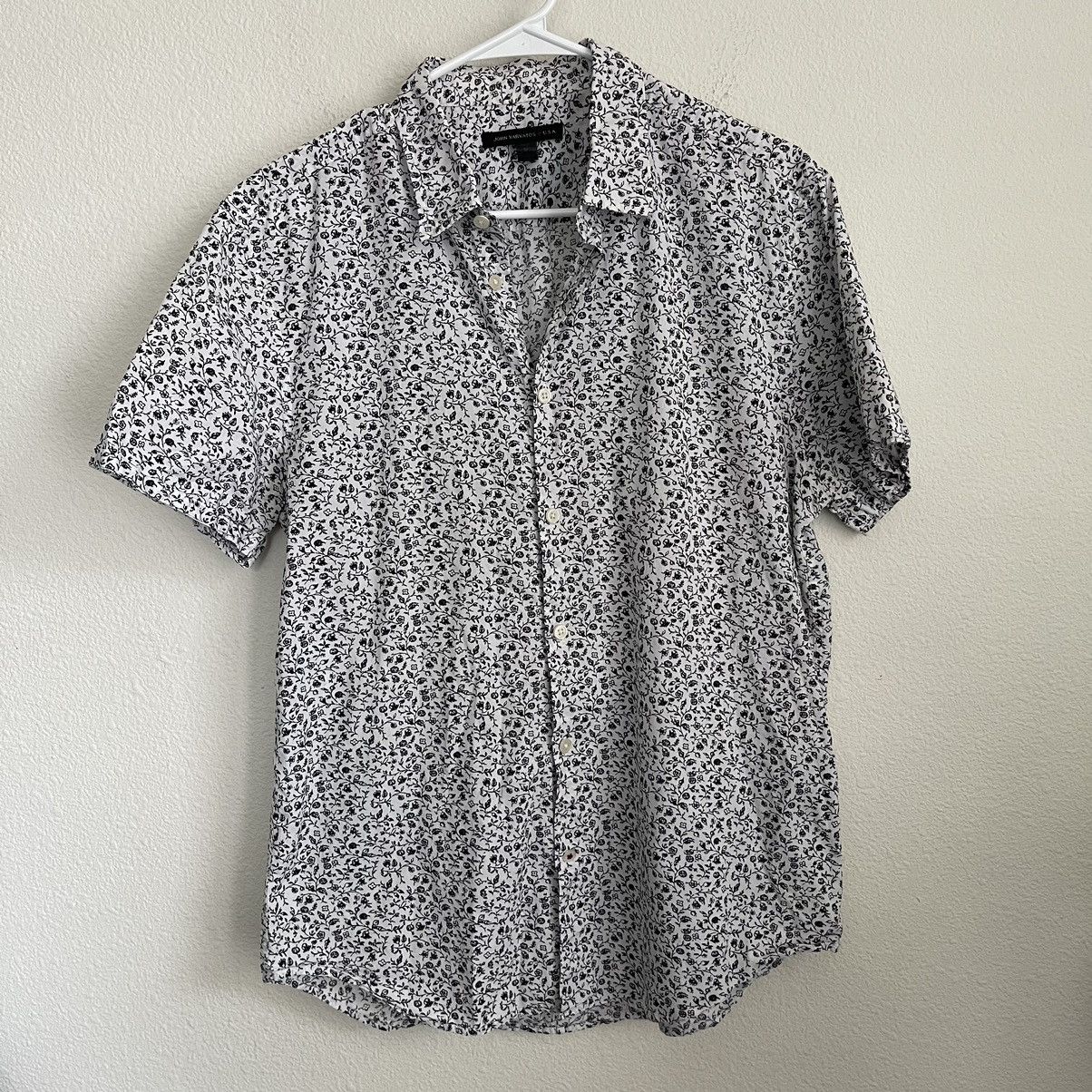 John Varvatos John Varvatos Star USA Roses Floral Short Sleeve Button Down Size US M / EU 48-50 / 2 - 2 Thumbnail