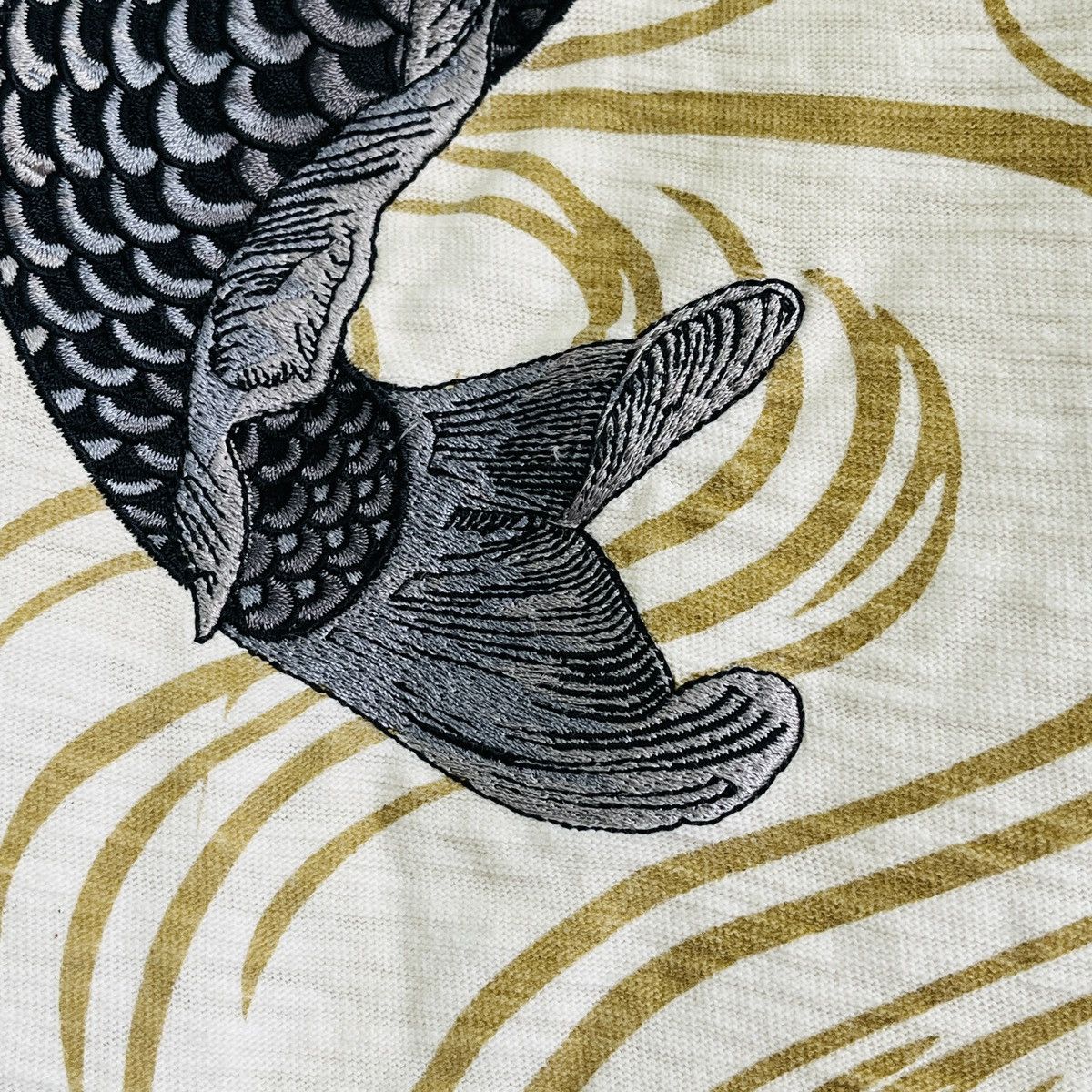 Japanese Brand × Vintage Vintage Kara Kuri Sukajan Embroidered Koi Fish TShirt Japan Size US M / EU 48-50 / 2 - 13 Thumbnail