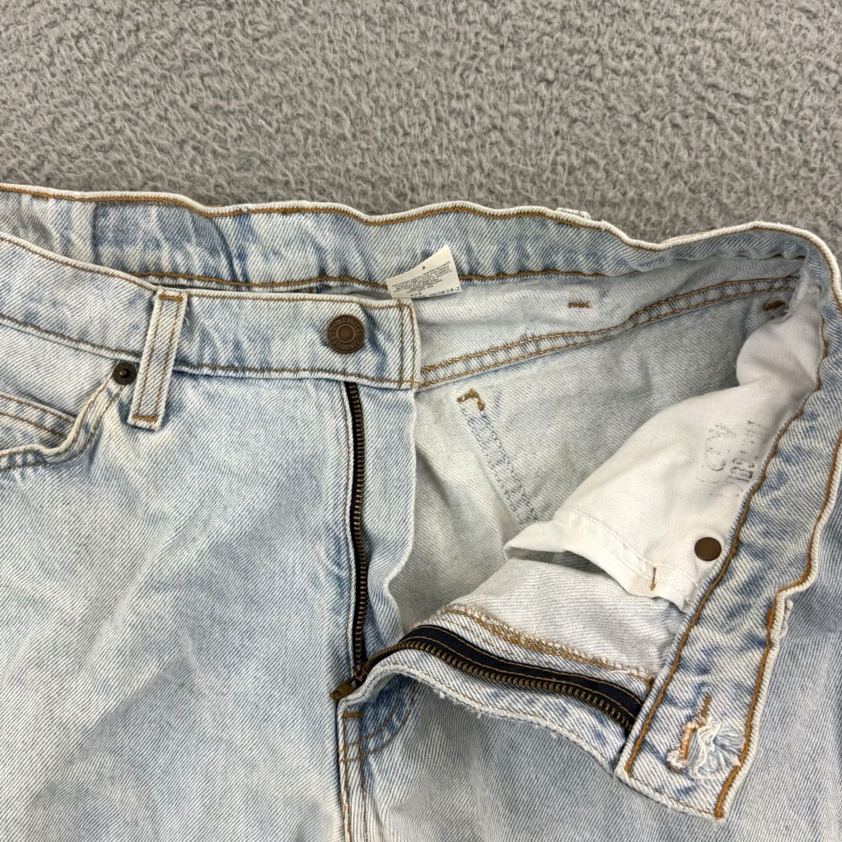Levi's VINTAGE Levi’s 550 Shorts Men’s 30 Denim Blue Stone Wash 10” Hipster Biker 90s USA Mens Size US 30 / EU 46 - 5 Thumbnail