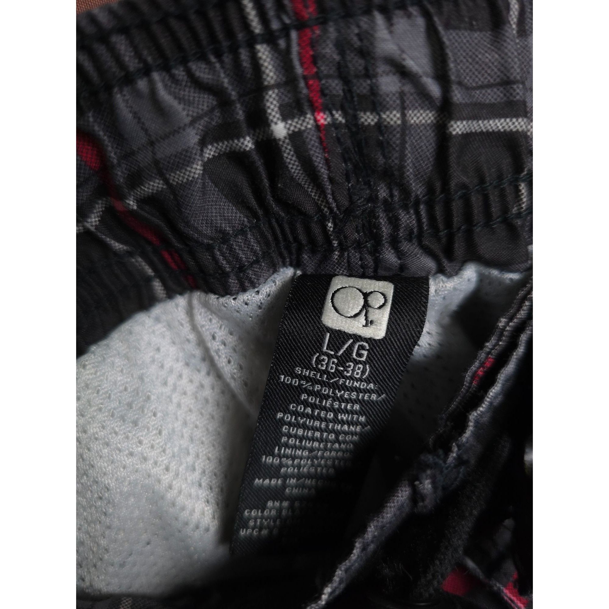 Other Op Ocean Pacific Men's Plaid Cargo Swim Trunks L Black/Red Size US 36 / EU 52 - 5 Thumbnail