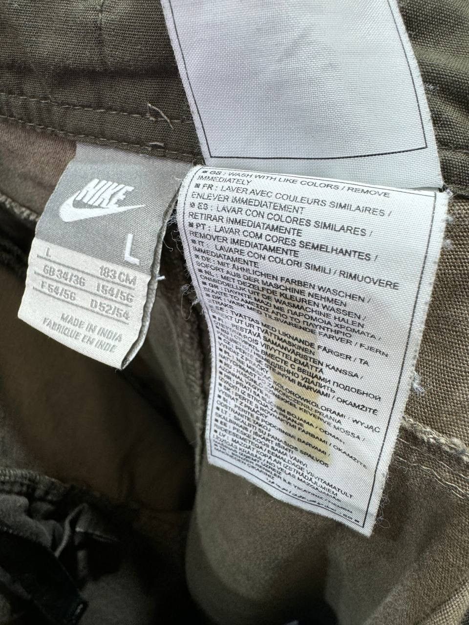 Other Vintage Nike Cargo Shorts Khaki Distressed Travis Style Y2K Size US 34 / EU 50 - 21 Thumbnail