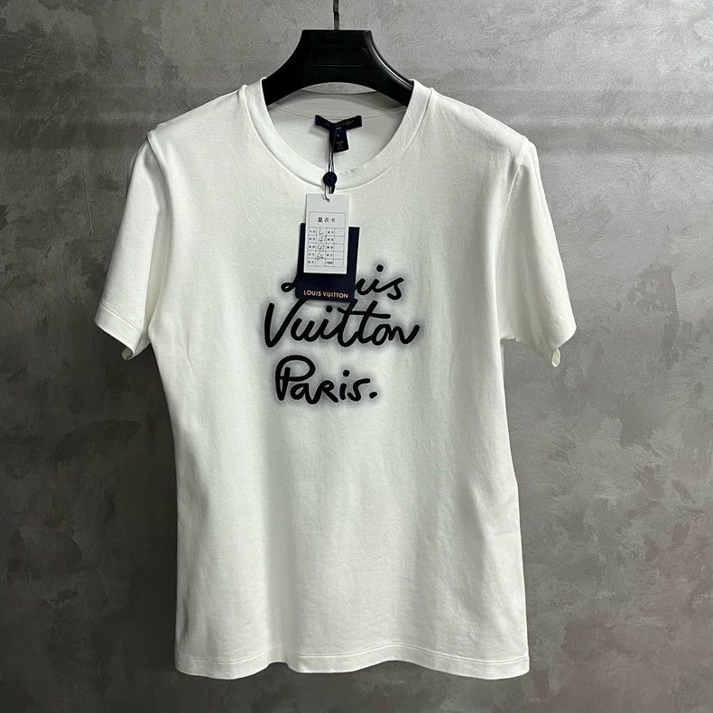 Louis Vuitton Louis Vuitton 25 latest white neon logo round neck short s Size US L / EU 52-54 / 3 - 1 Thumbnail