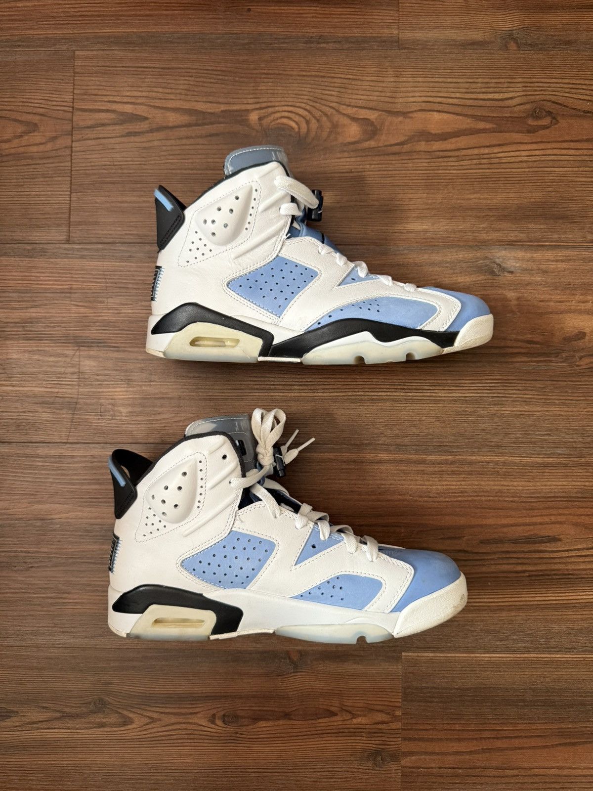Nike Jordan 6 UNC Size US 9.5 / EU 42-43 - 1 Thumbnail
