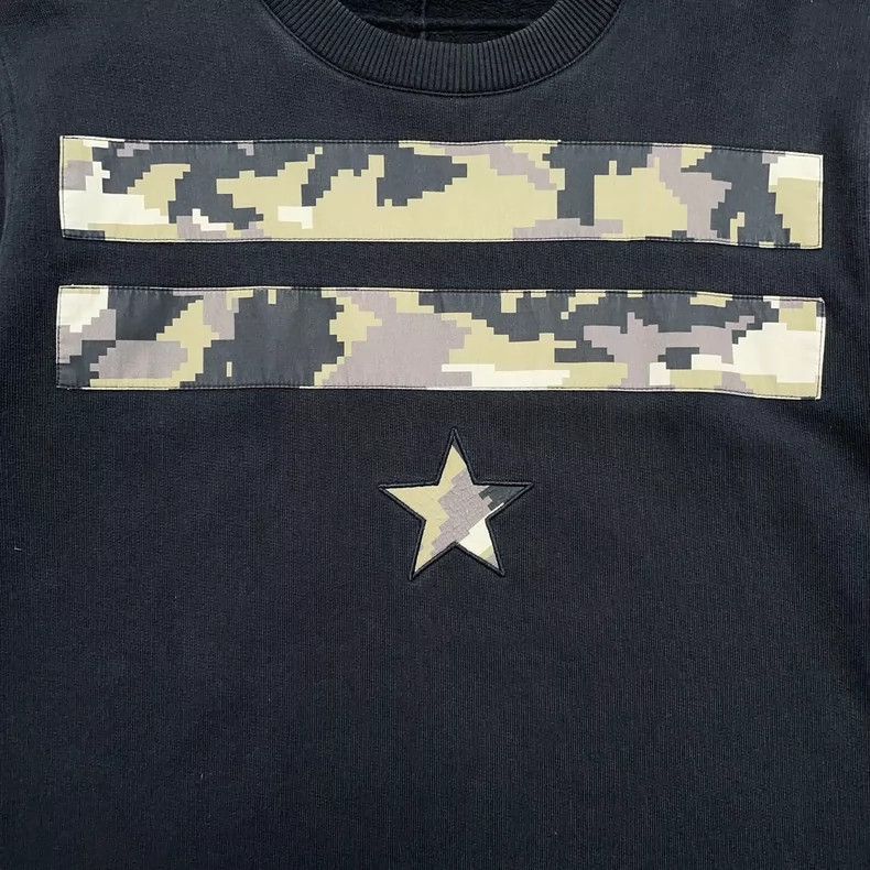 Givenchy Givenchy Five-pointed Star Camo Printed Hoodie 2506-Nextarr Size US M / EU 48-50 / 2 - 4 Thumbnail