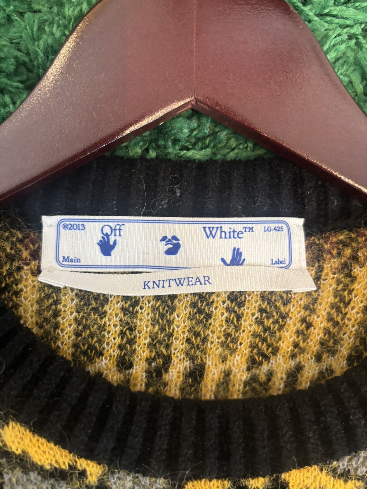 Off-White Off-White Knitwear Sweater Persian Fantasy Size US M / EU 48-50 / 2 - 6 Thumbnail