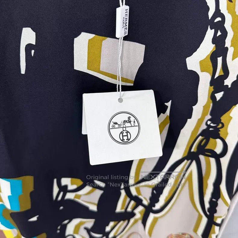 Hermes Hermes Graffiti Snap Buckle Silk Short Sleeve Size XXS / US 00 / IT 34 - 6 Thumbnail