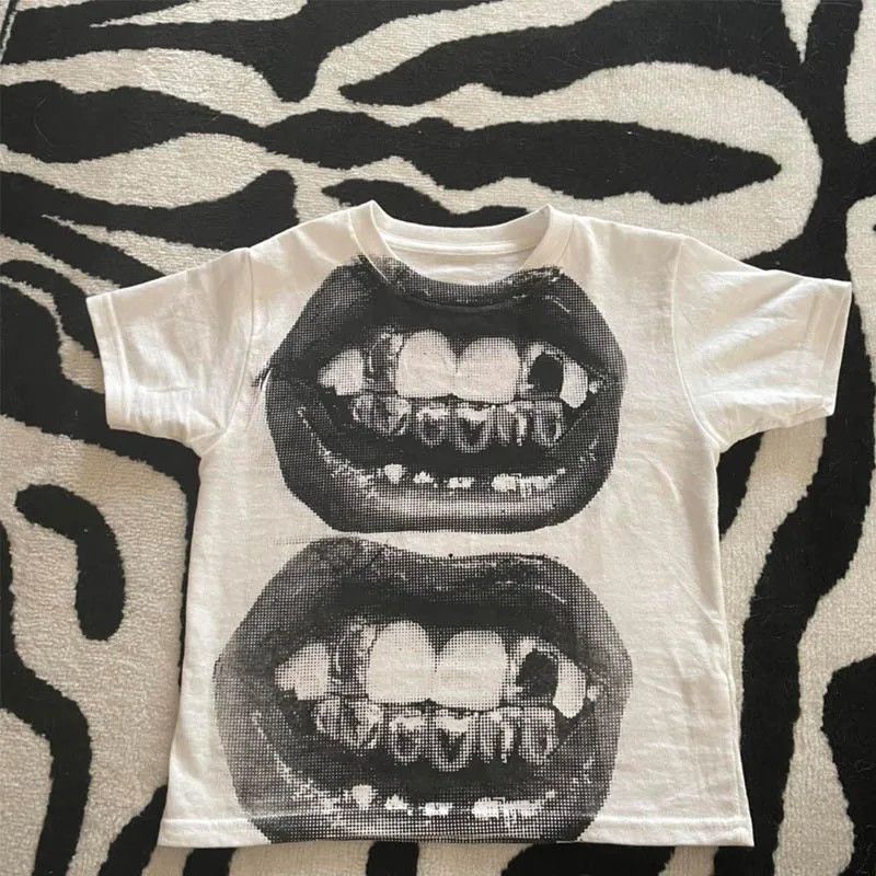 Japanese Brand Short Sleeve Top Size M / US 6-8 / IT 42-44 - 1 Thumbnail