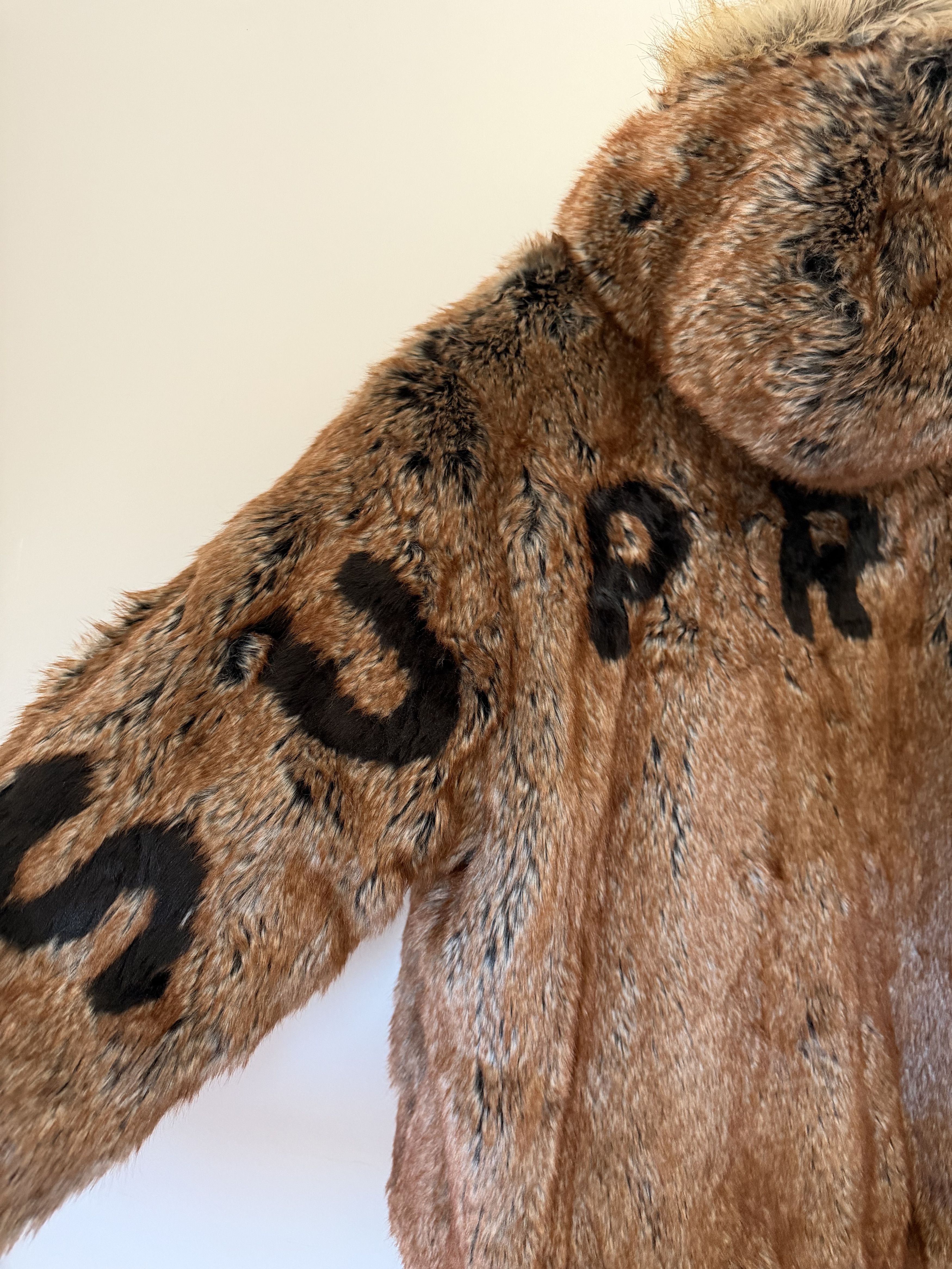 Supreme Supreme Faux Fur Reversible Hooded Work Jacket in Denim Size US XL / EU 56 / 4 - 2 Thumbnail