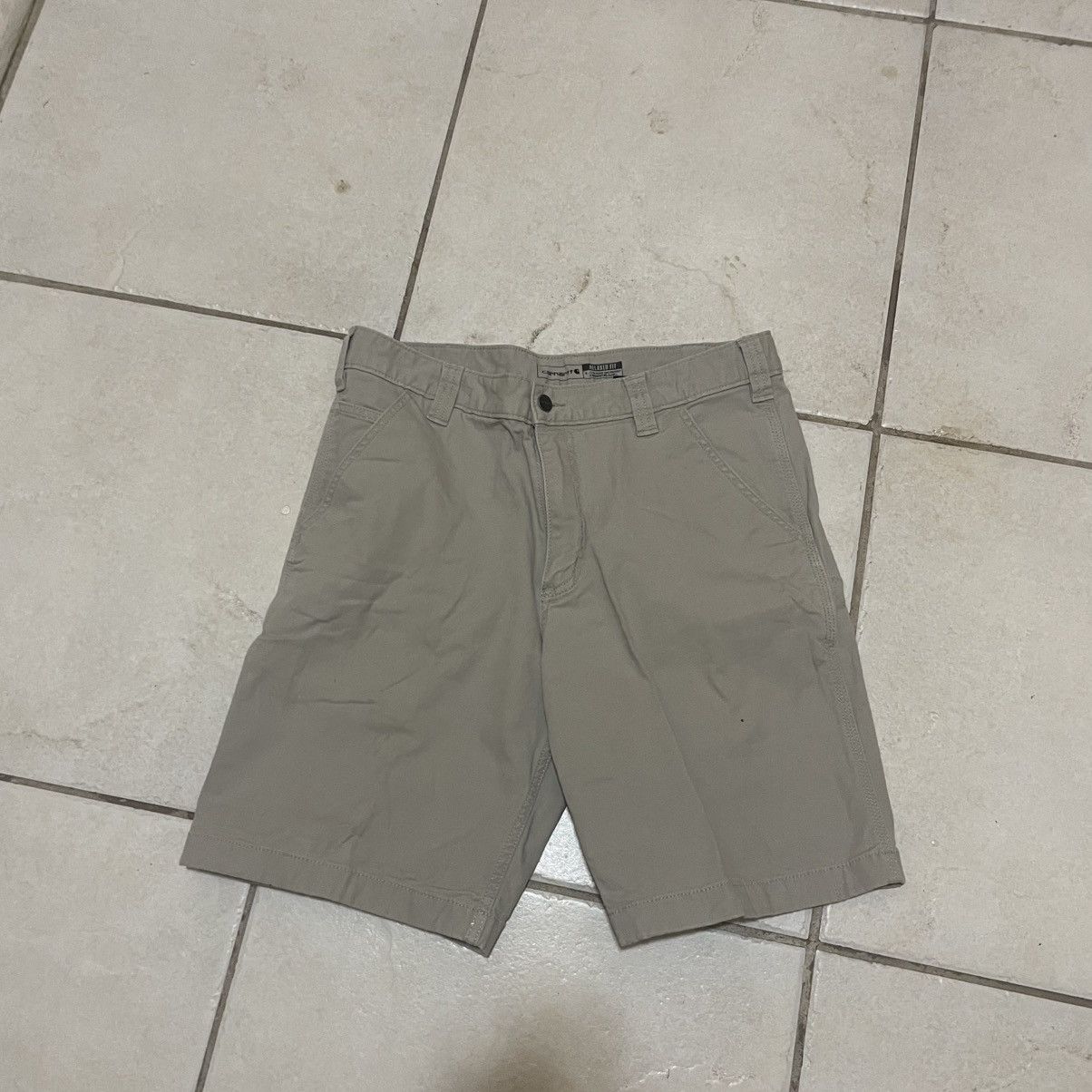 Carhartt Khaki Carhartt shorts Size US 34 / EU 50 - 1 Thumbnail