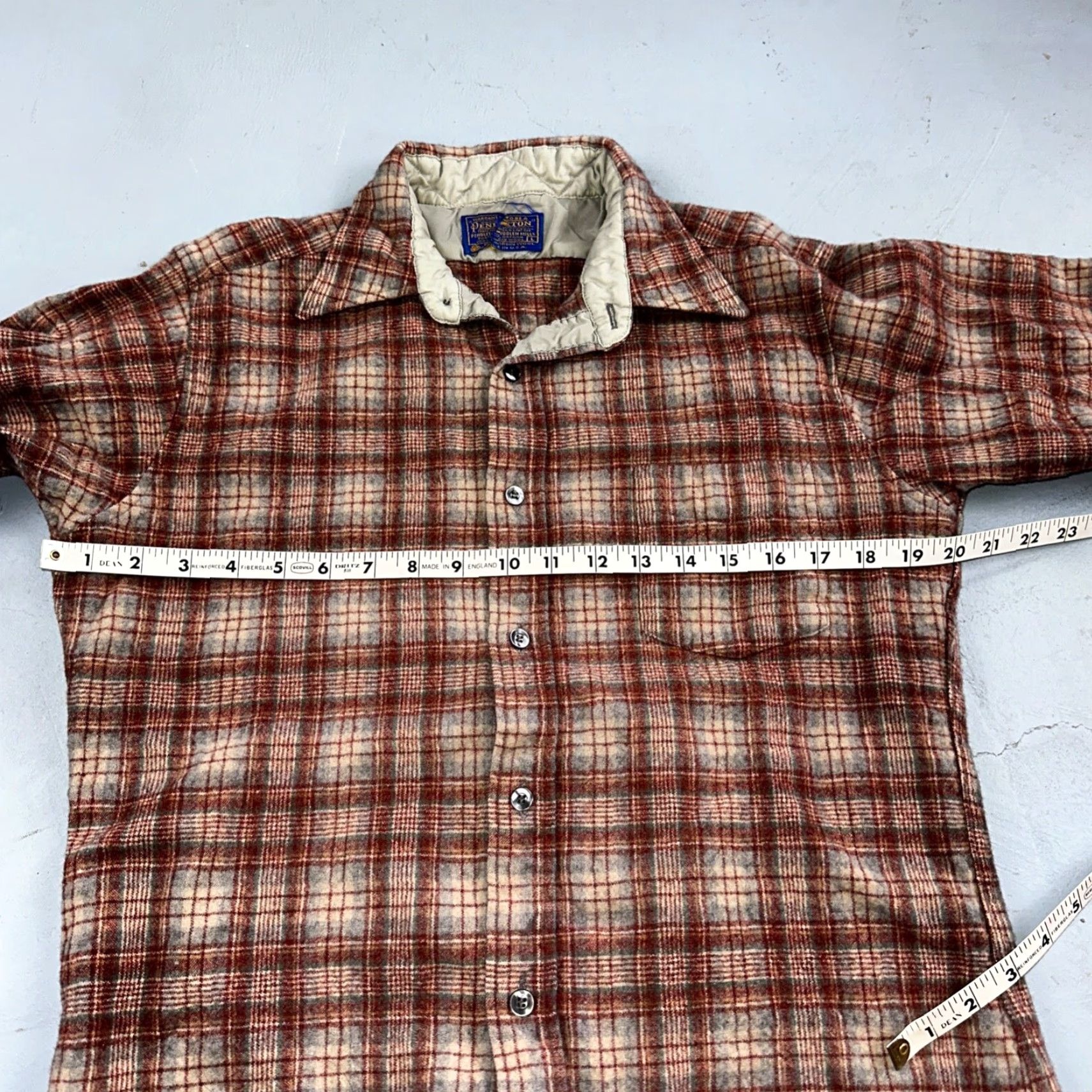 Pendleton VINTAGE Pendleton Woolen Mills Virgin Wool Lodge Shirt Red Plaid Mens L Size US L / EU 52-54 / 3 - 7 Thumbnail