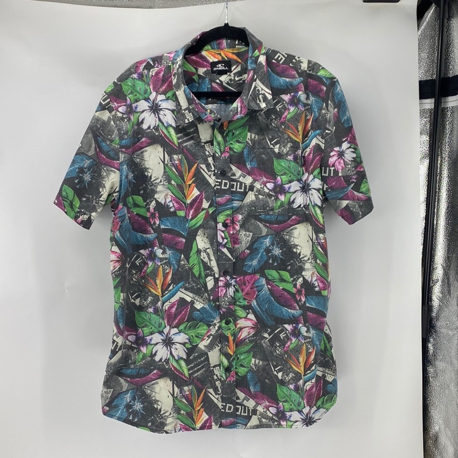 O'Neill O'neill tropical print short sleeve button front shirt Size US XL / EU 56 / 4 - 1 Thumbnail