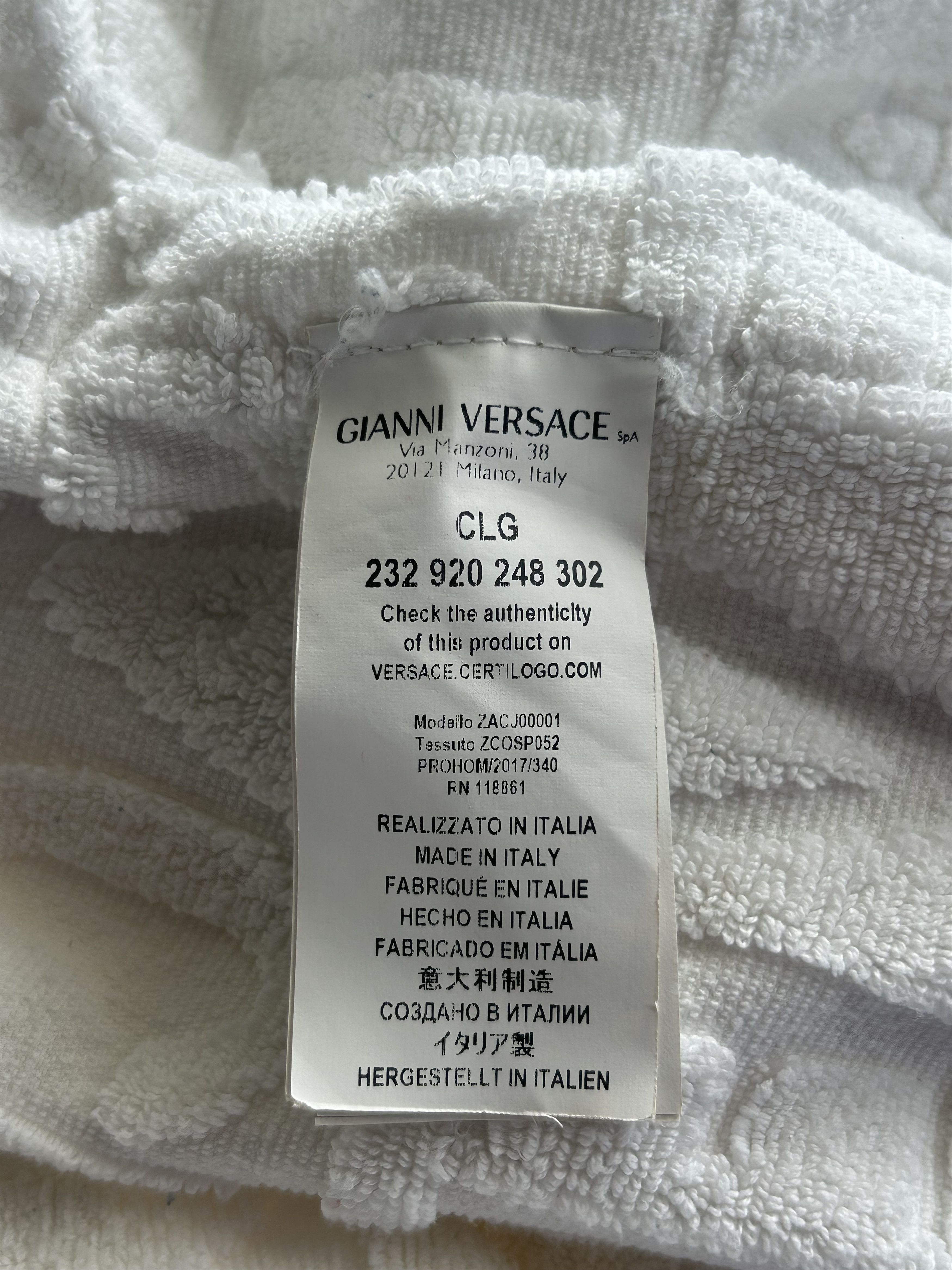 Versace Versace White Baroque Men's Bathrobe Size US L / EU 52-54 / 3 - 4 Thumbnail