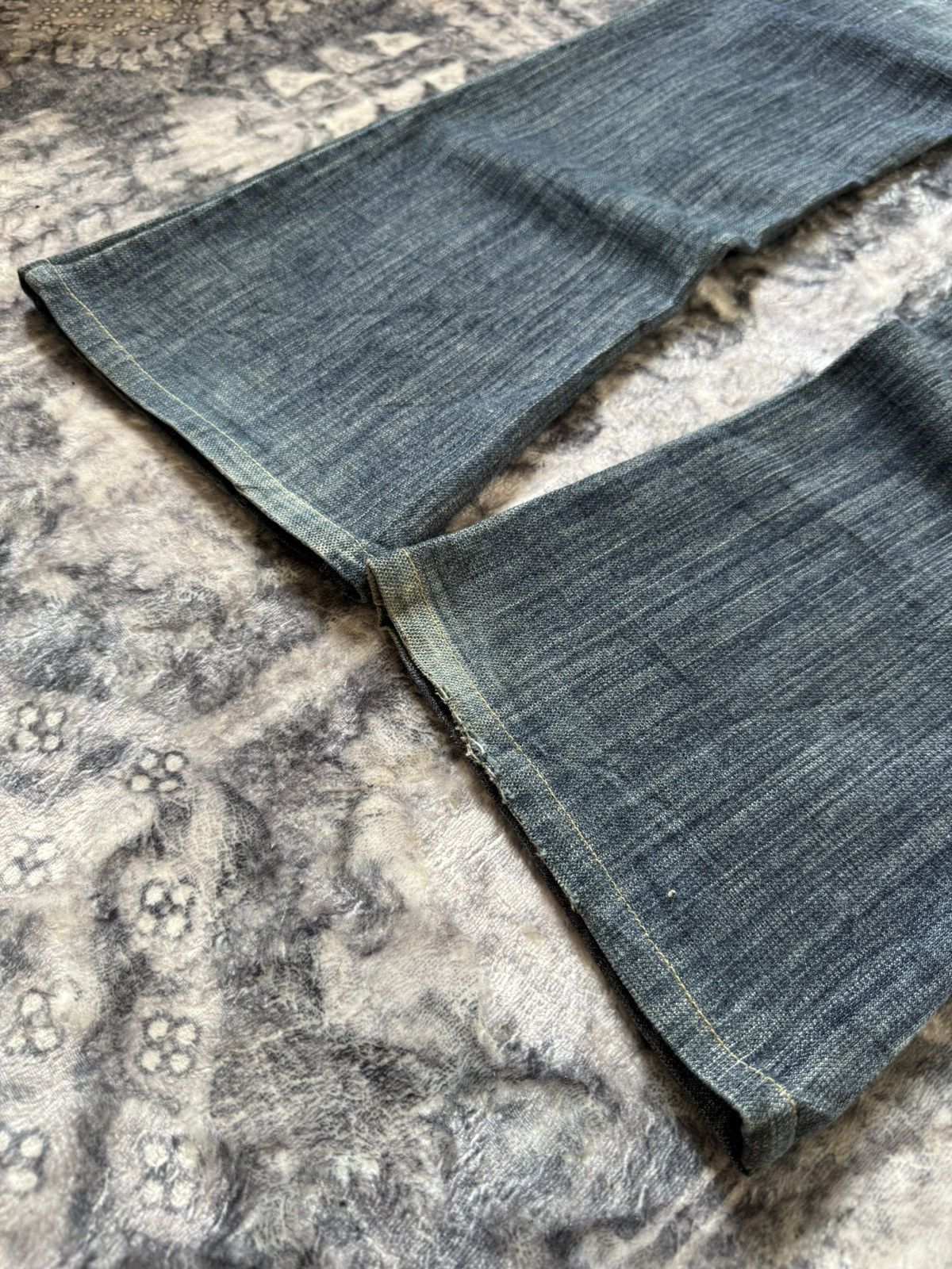 Diesel Vintage Diesel Boro Weave Distressed Flared Jeans Size US 29 - 21 Thumbnail