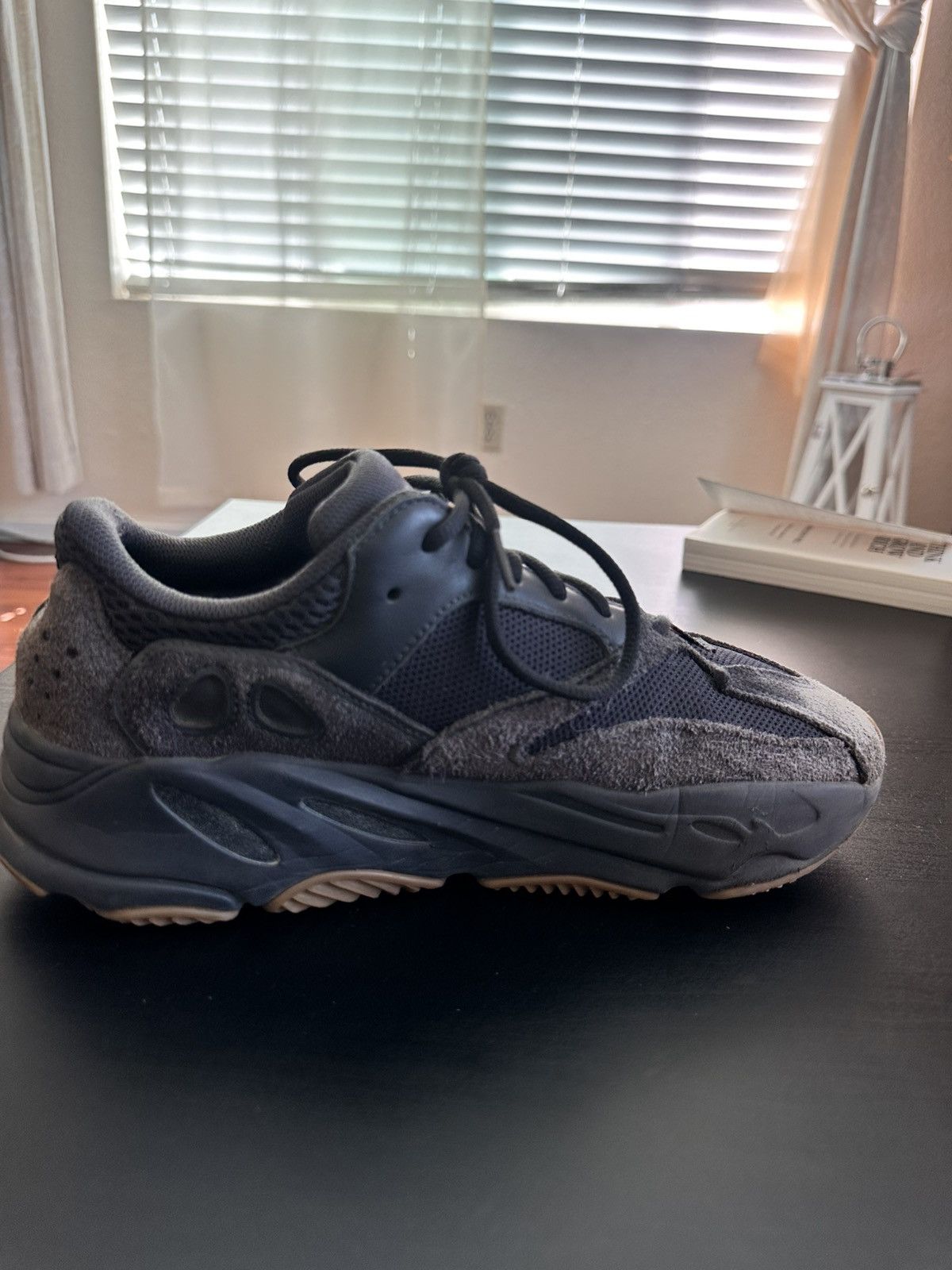 Yeezy Yeezy 700 utility black Size US 9 / EU 42 - 5 Thumbnail