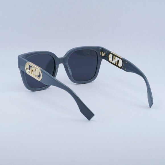 Fendi Fendi FE40063I 20A Sunglasses Transparent Grey Square Frame Size ONE SIZE - 9 Thumbnail