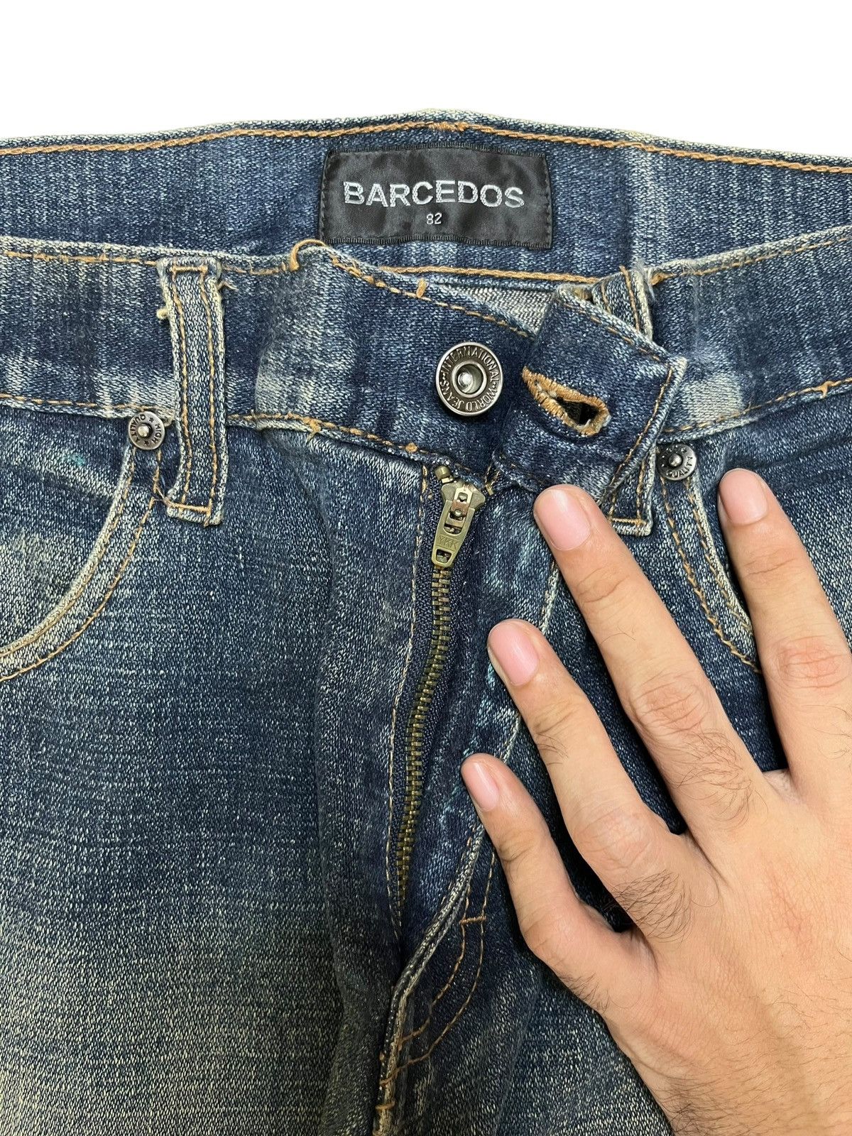 Japanese Brand Vintage Japanese Brand Sick Mud Wash Distressed Loose Jeans Size US 31 - 3 Thumbnail