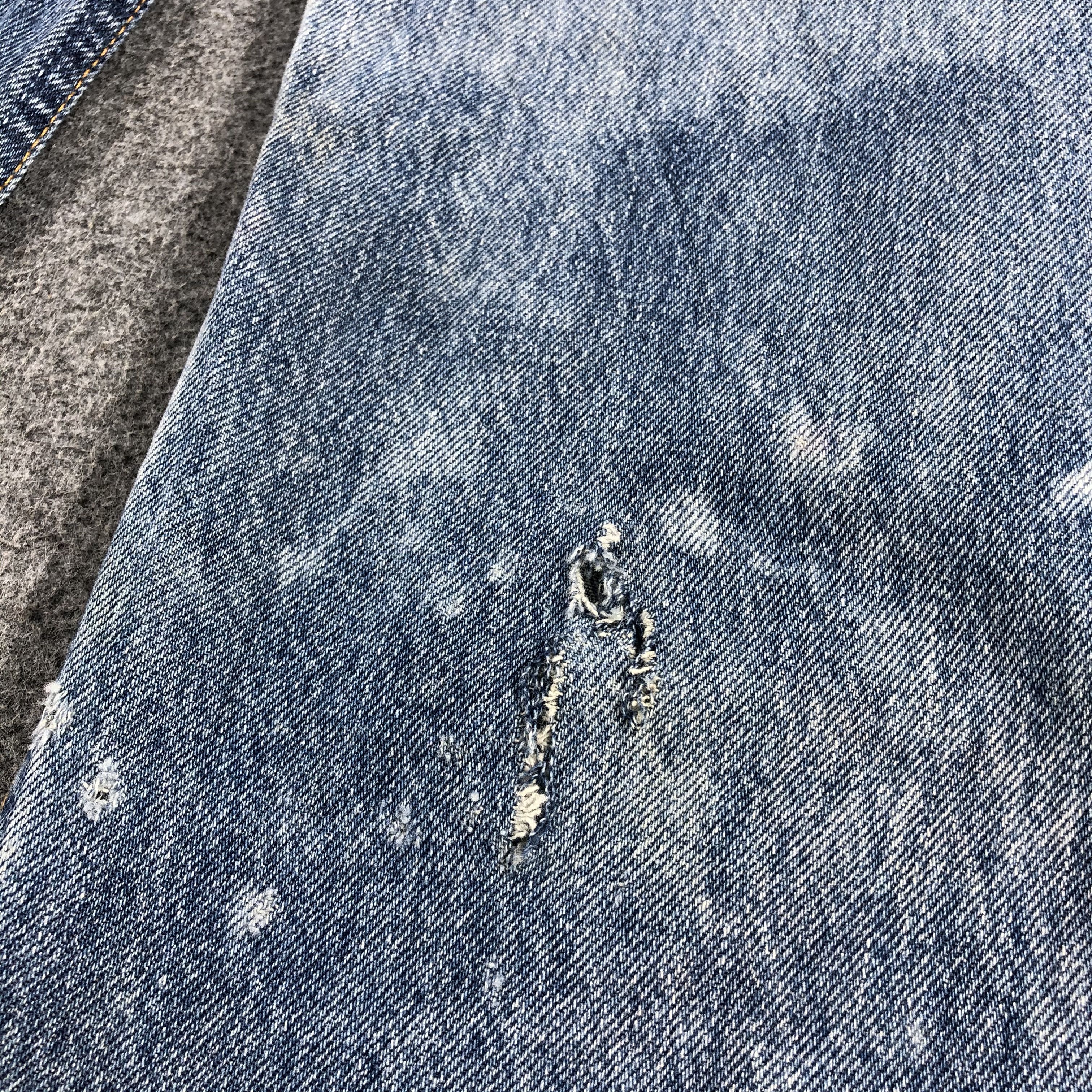 Levi's Vintage 90s Blue Wash Levis 501 Jeans-J1760 Size US 35 - 10 Thumbnail