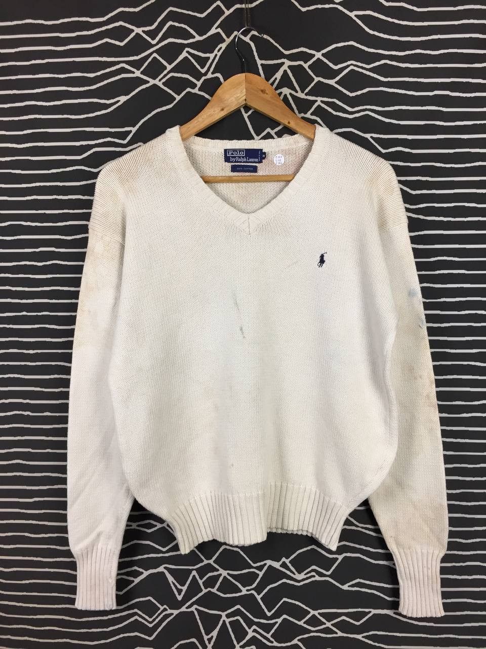 Polo Ralph Lauren Distressed Polo Ralph Lauren Cropped Fit V-Neck Knit Sweater Size US M / EU 48-50 / 2 - 1 Thumbnail