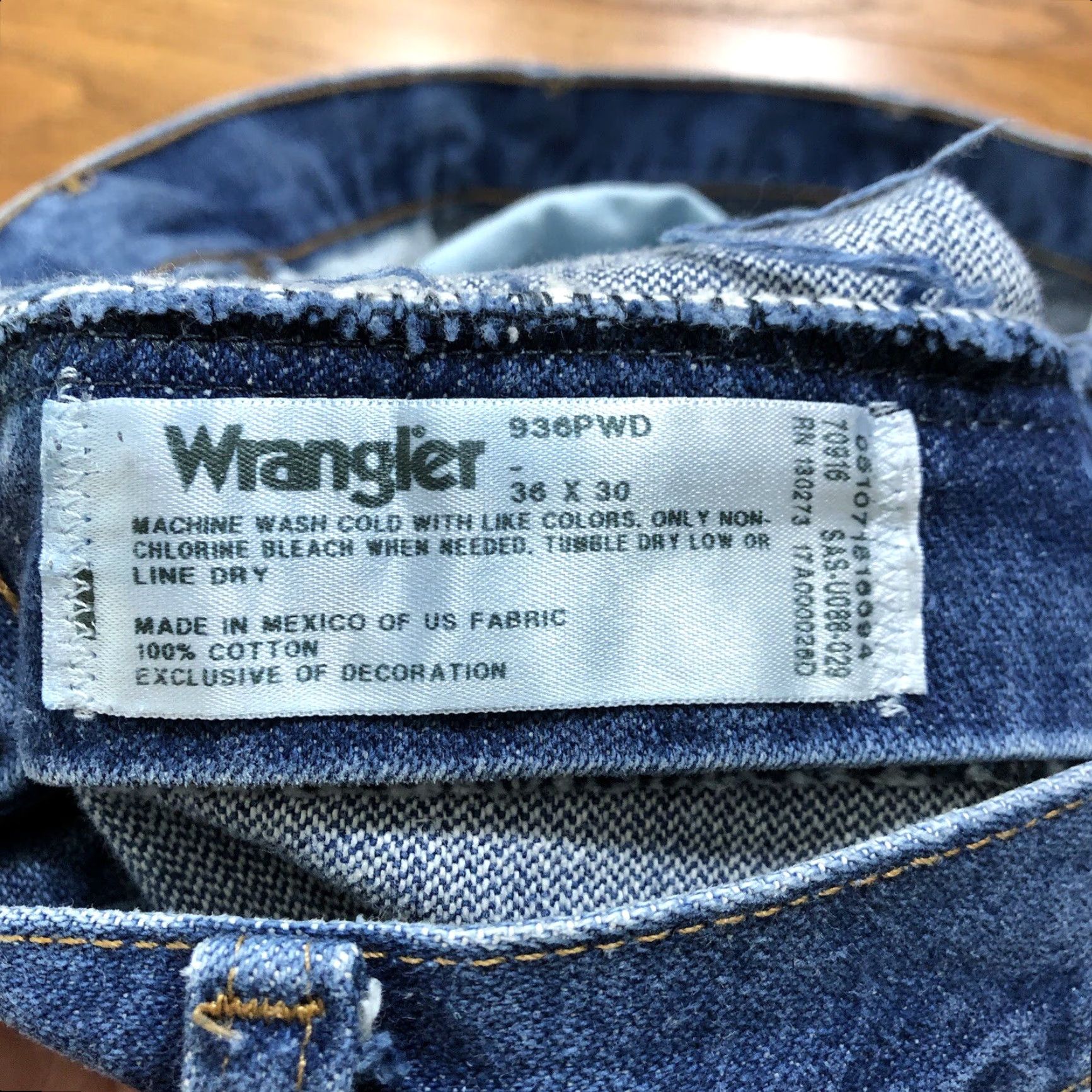 Wrangler VINTAGE Wrangler 936 Slim Fit Jeans Mens 36x30 Cowboy Cut Western Rodeo Blue 5-Pocket Denim Size US 36 / EU 52 - 7 Thumbnail