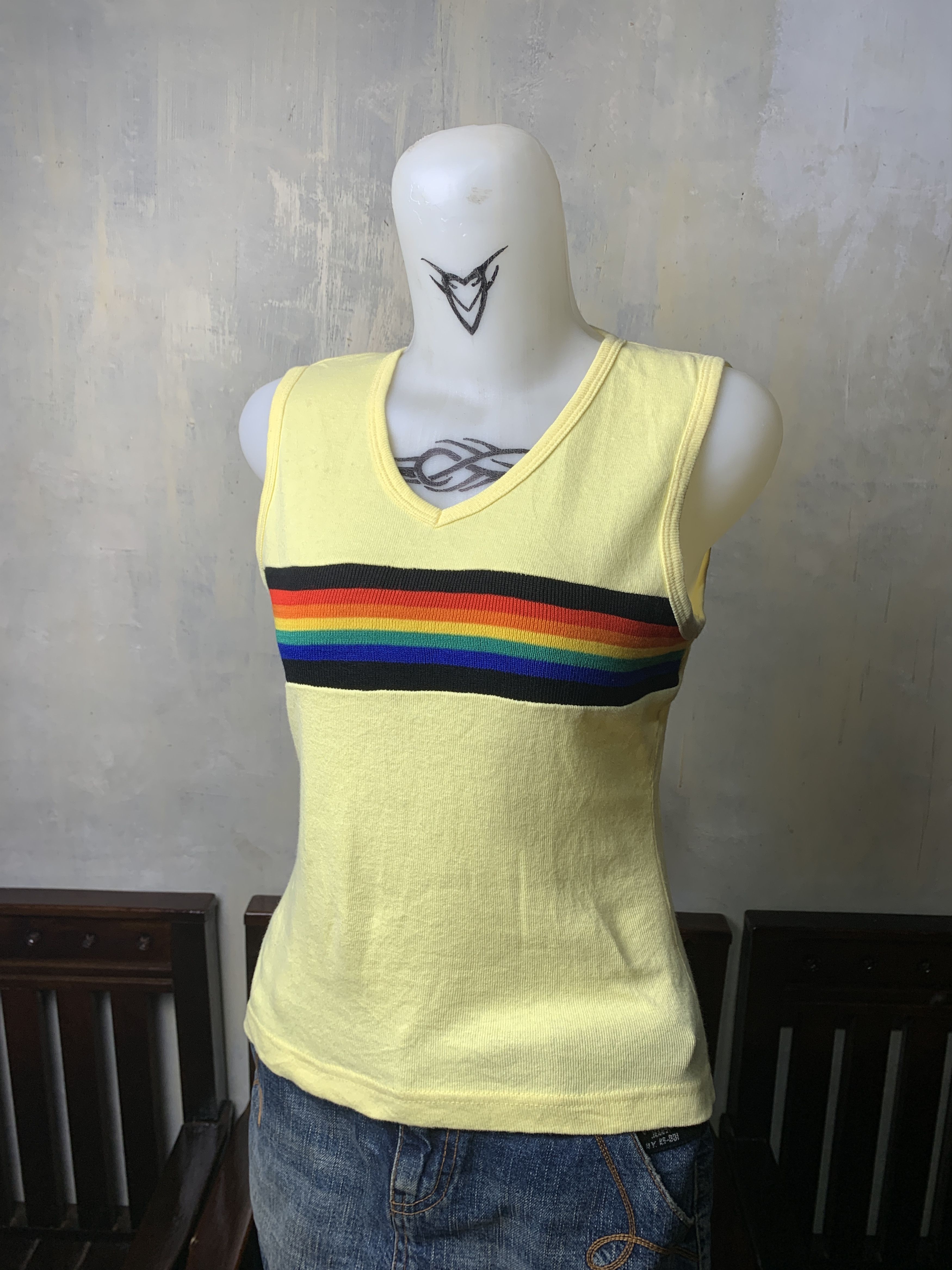 Japanese Brand M-Fast USA Yellow Rainbow Sleeveless Top (M) Size US M / EU 48-50 / 2 - 2 Thumbnail