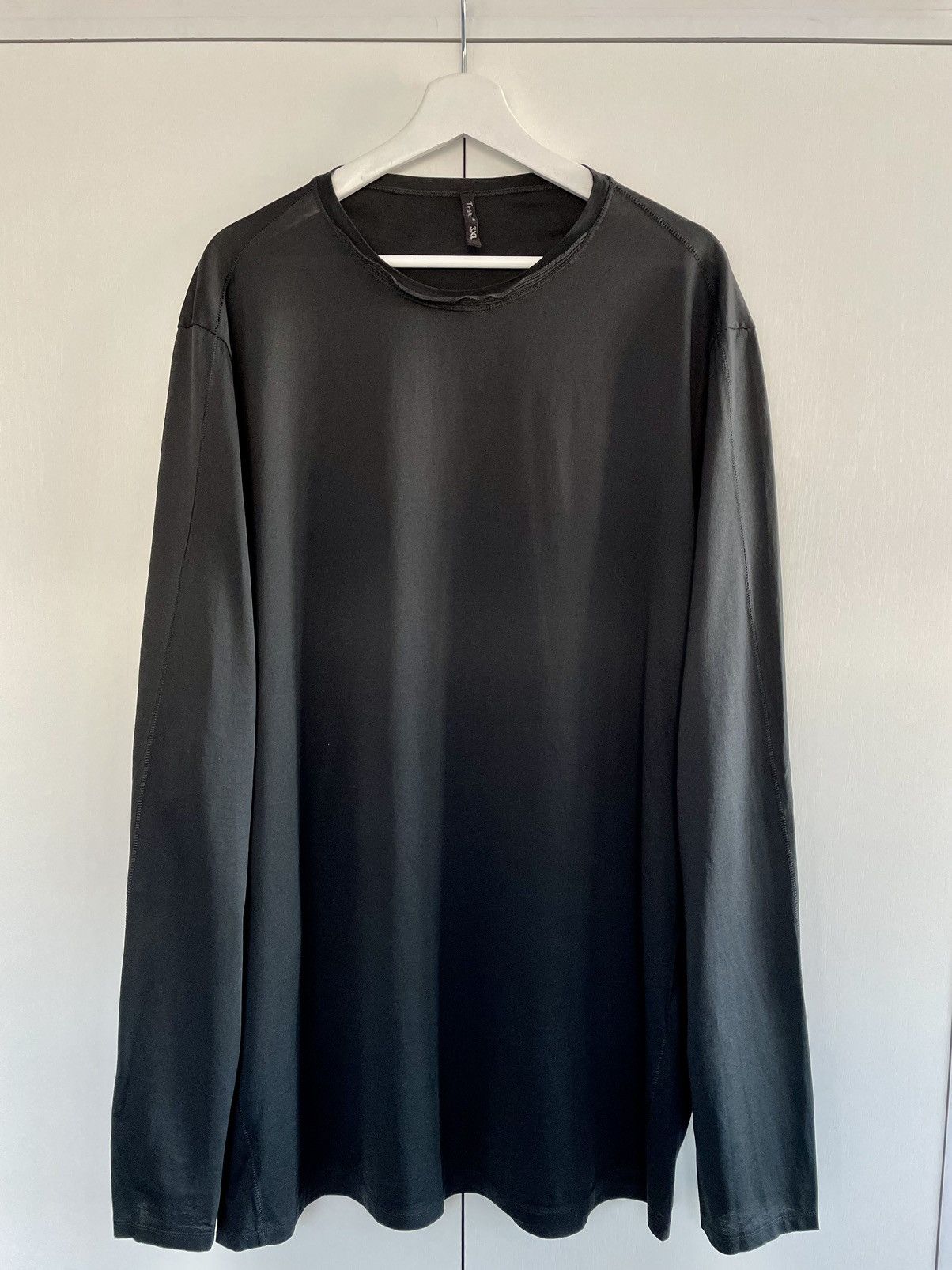 image of Transit Overlock Distressed Neck Long Sleeve Size 3Xl in Navy, Men's
